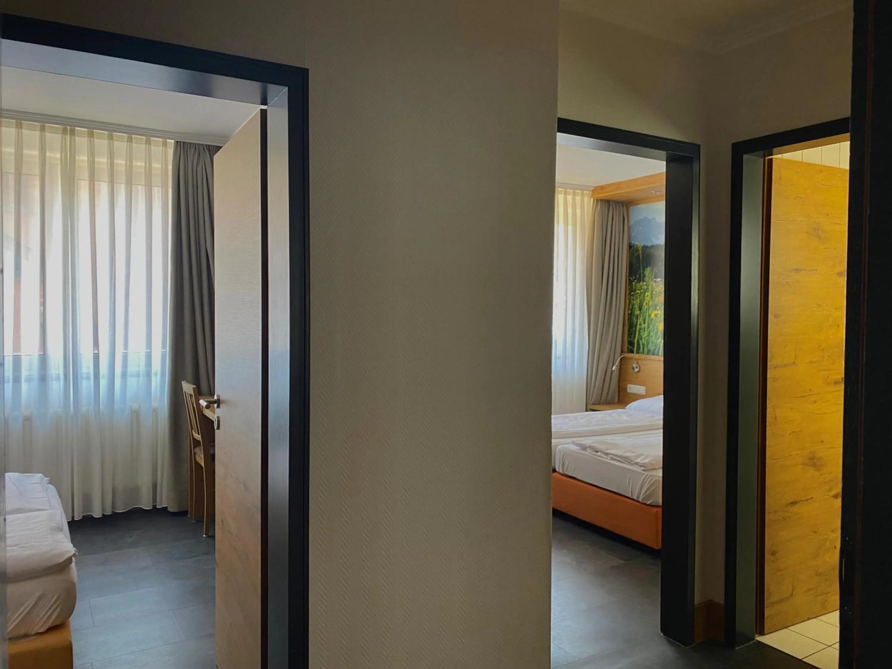 Photo of the whole room, Bed in Paulaner am Dom Hotel