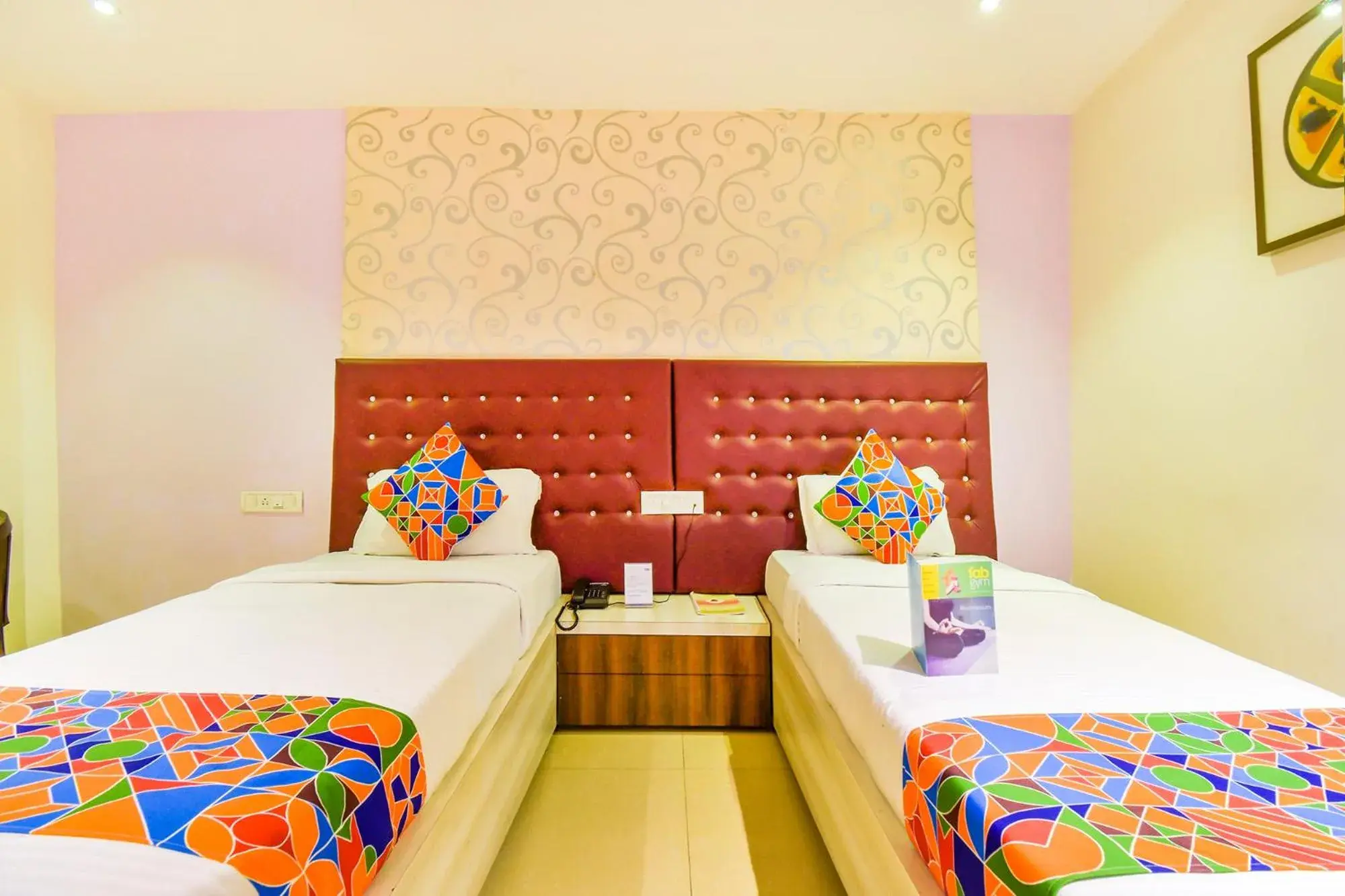 Deluxe Double Room - single occupancy in FabHotel Pentagon Next - Bhubaneswar Railway Station Deluxe Double Room - single occupancy in FabHotel Pentagon Next - Bhubaneswar Railway Station