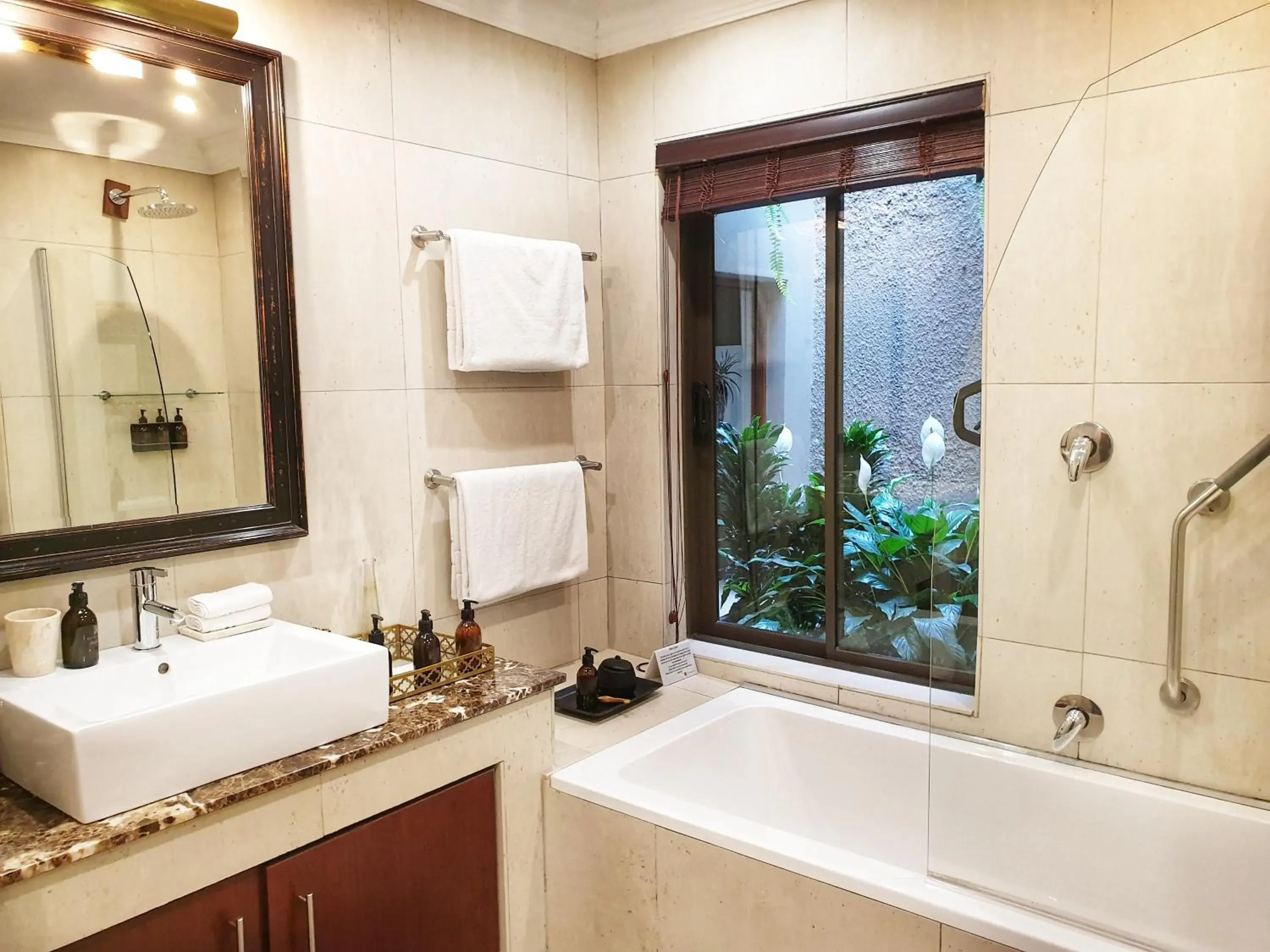 Luxury Room in The Residence Luxury Room in The Residence