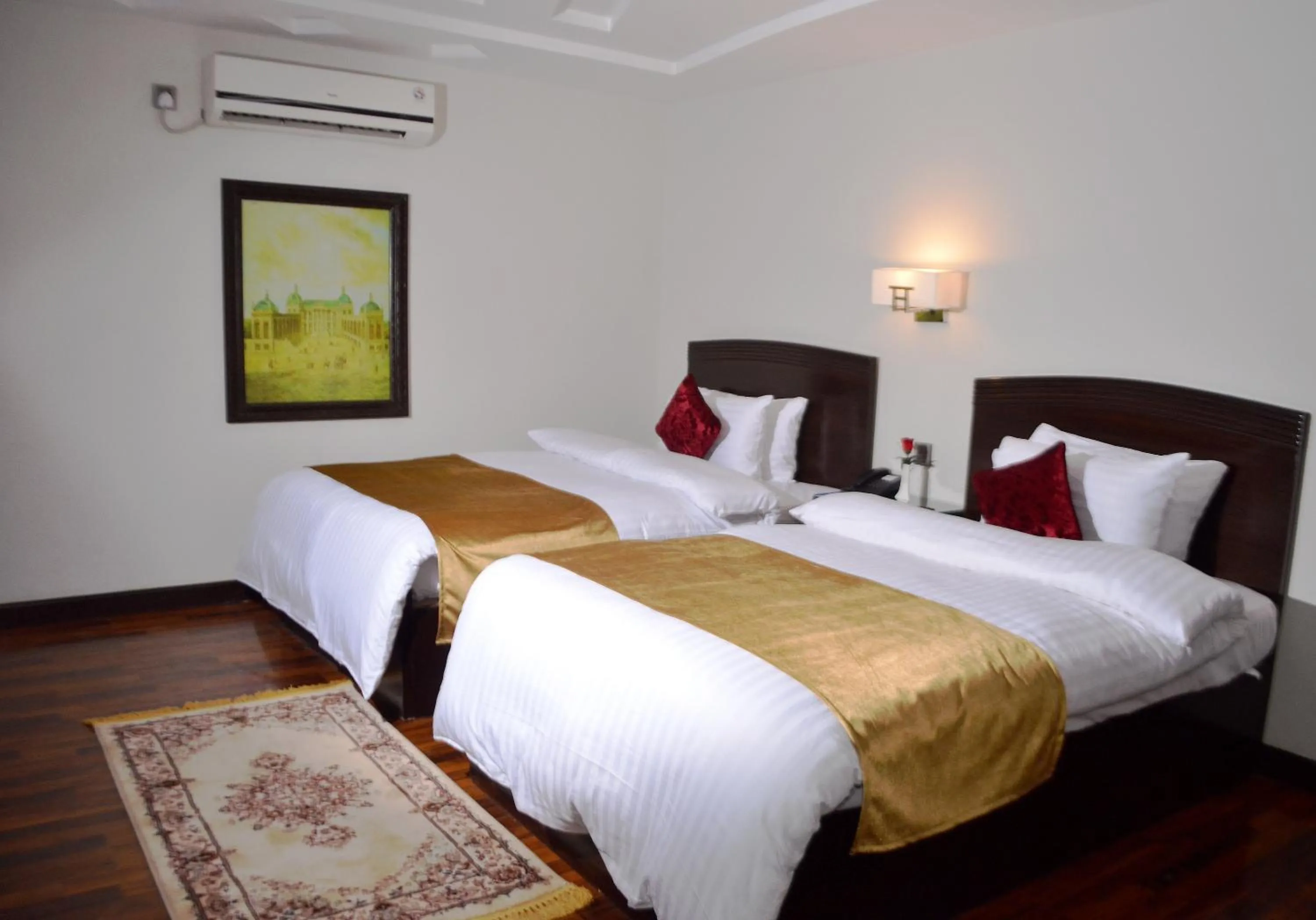 Bedroom, Bed in Hotel One Sukkur
