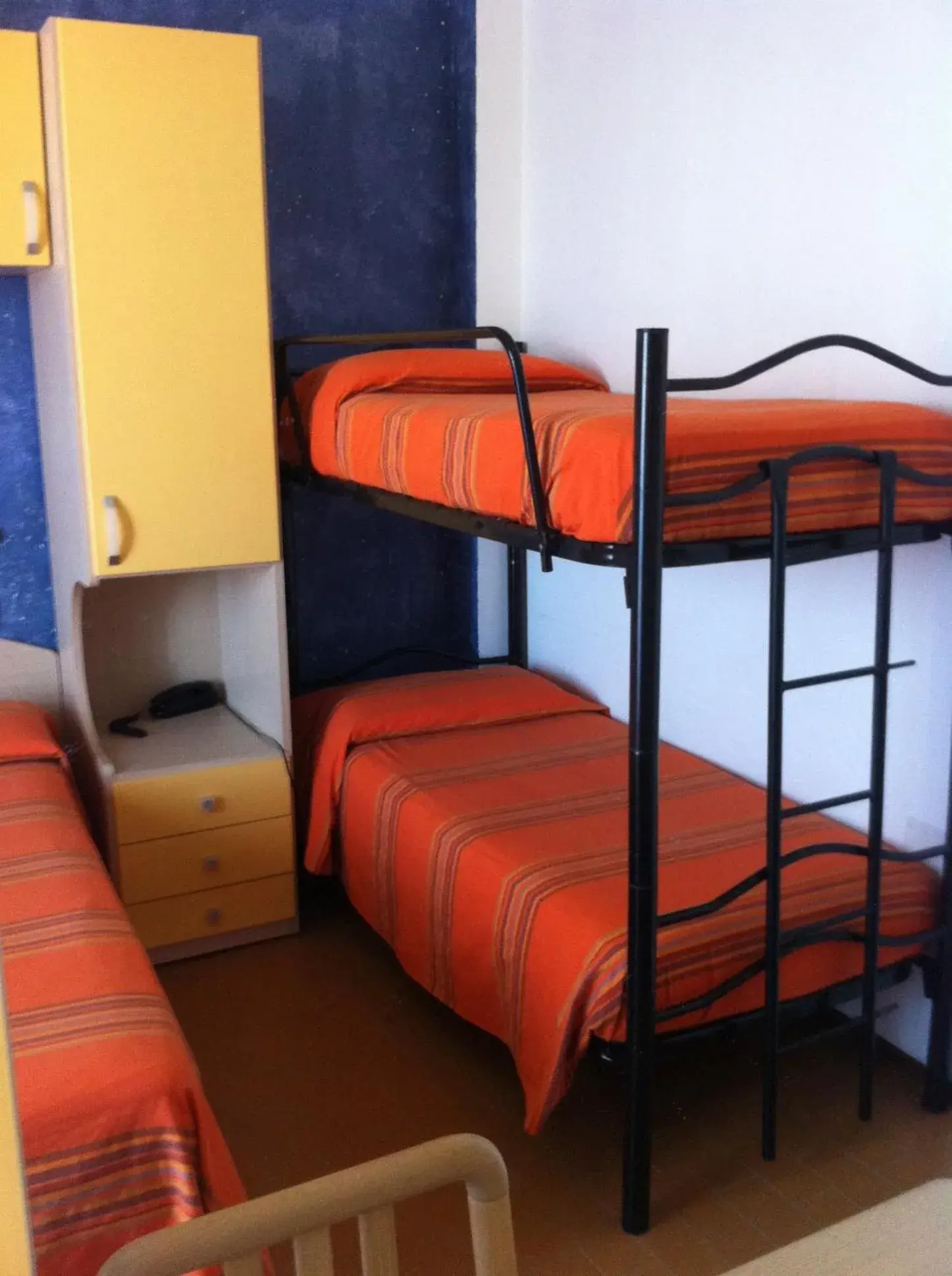 bunk bed, Bed in Hotel Viking