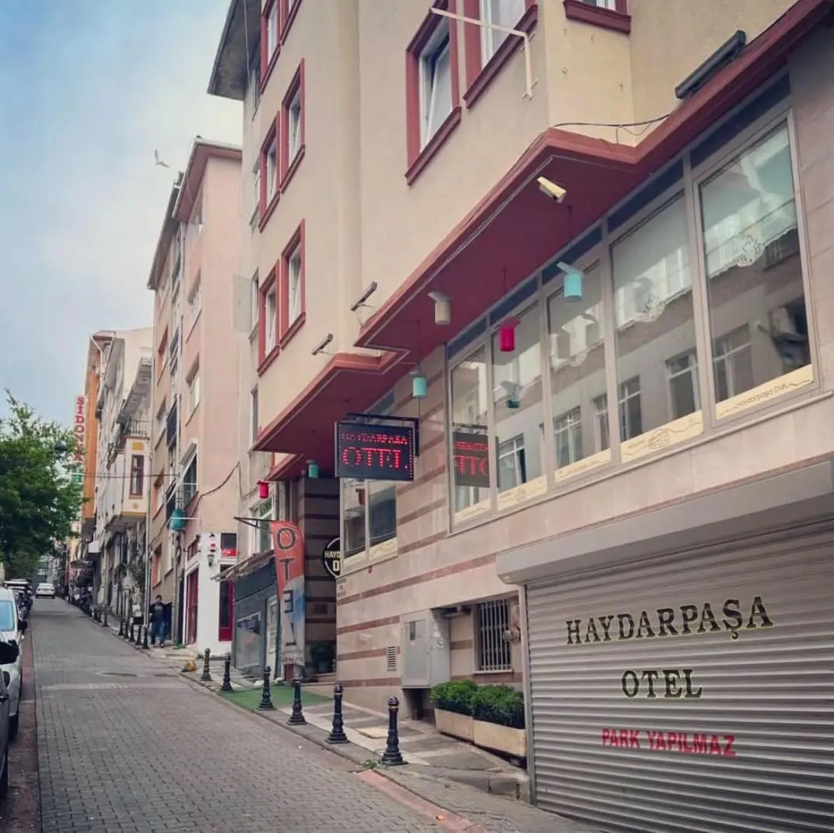 Property building in Haydarpasa Hotel