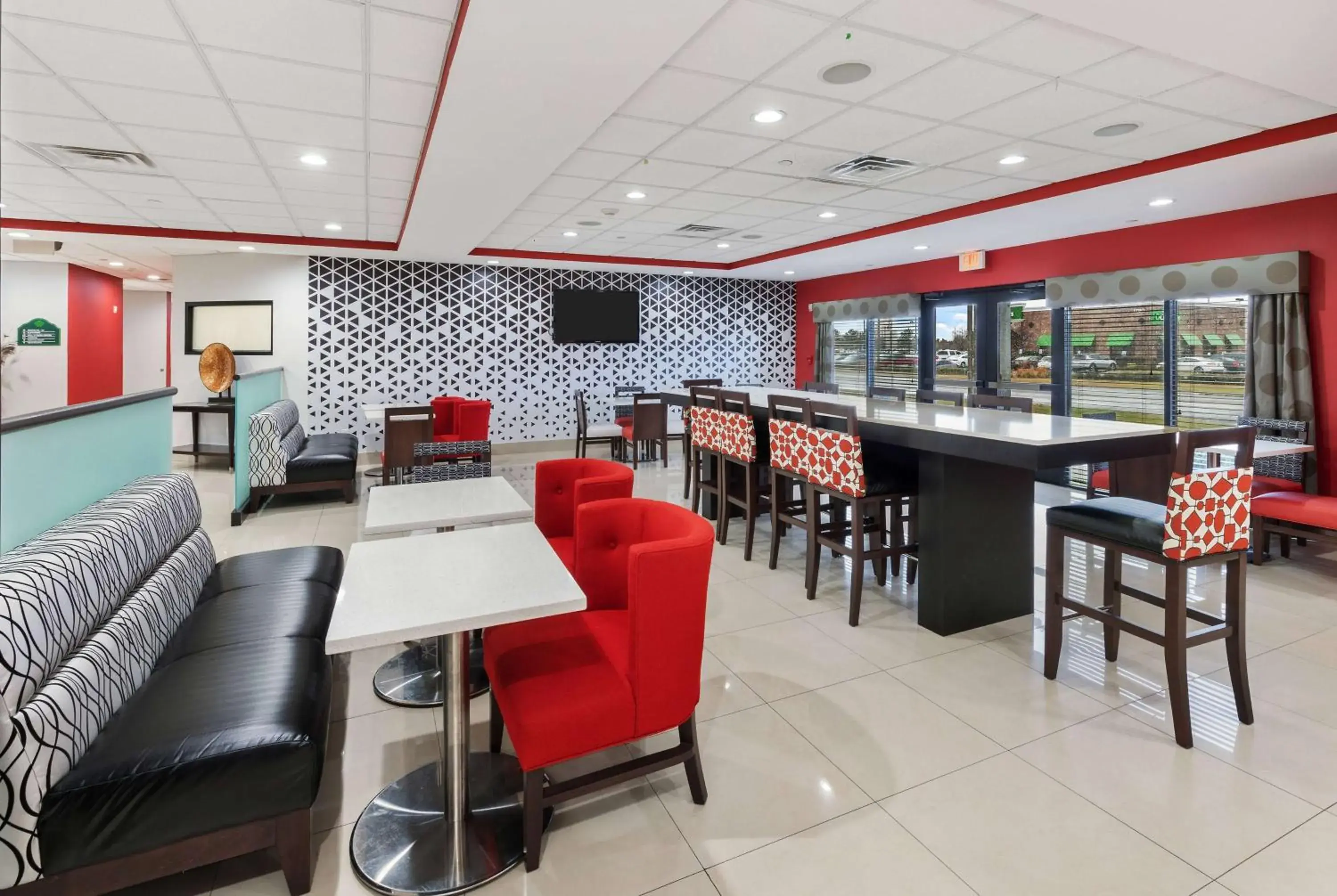 Breakfast in Wingate by Wyndham Lake Charles Casino Area Breakfast in Wingate by Wyndham Lake Charles Casino Area