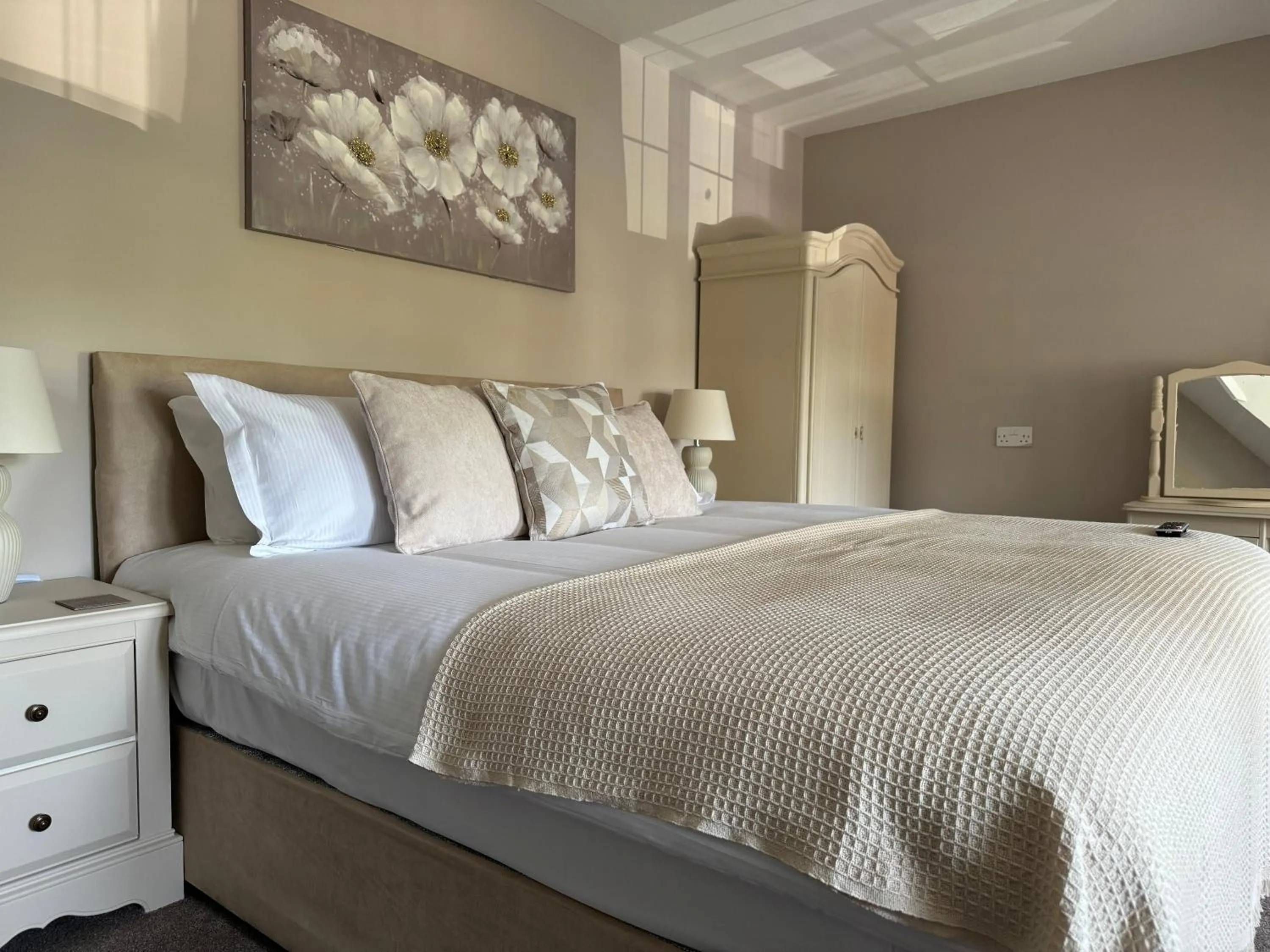 Bed in The Anvil Inn