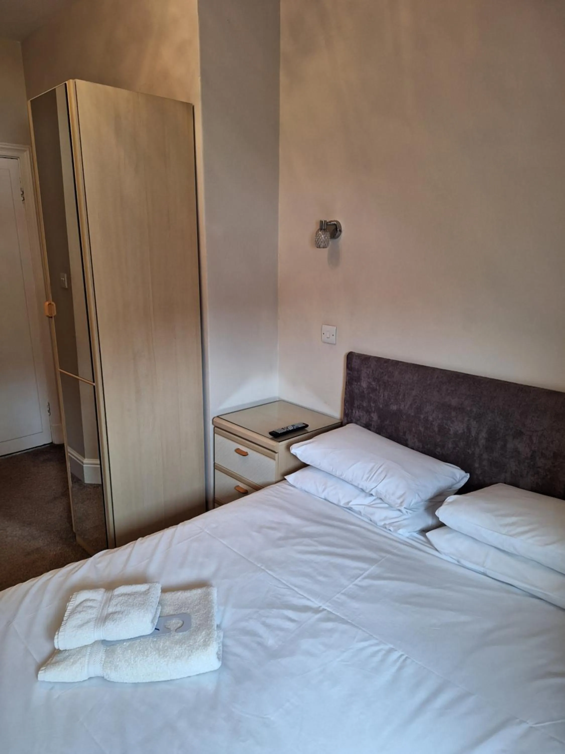 Bed in Ferndale Lodge