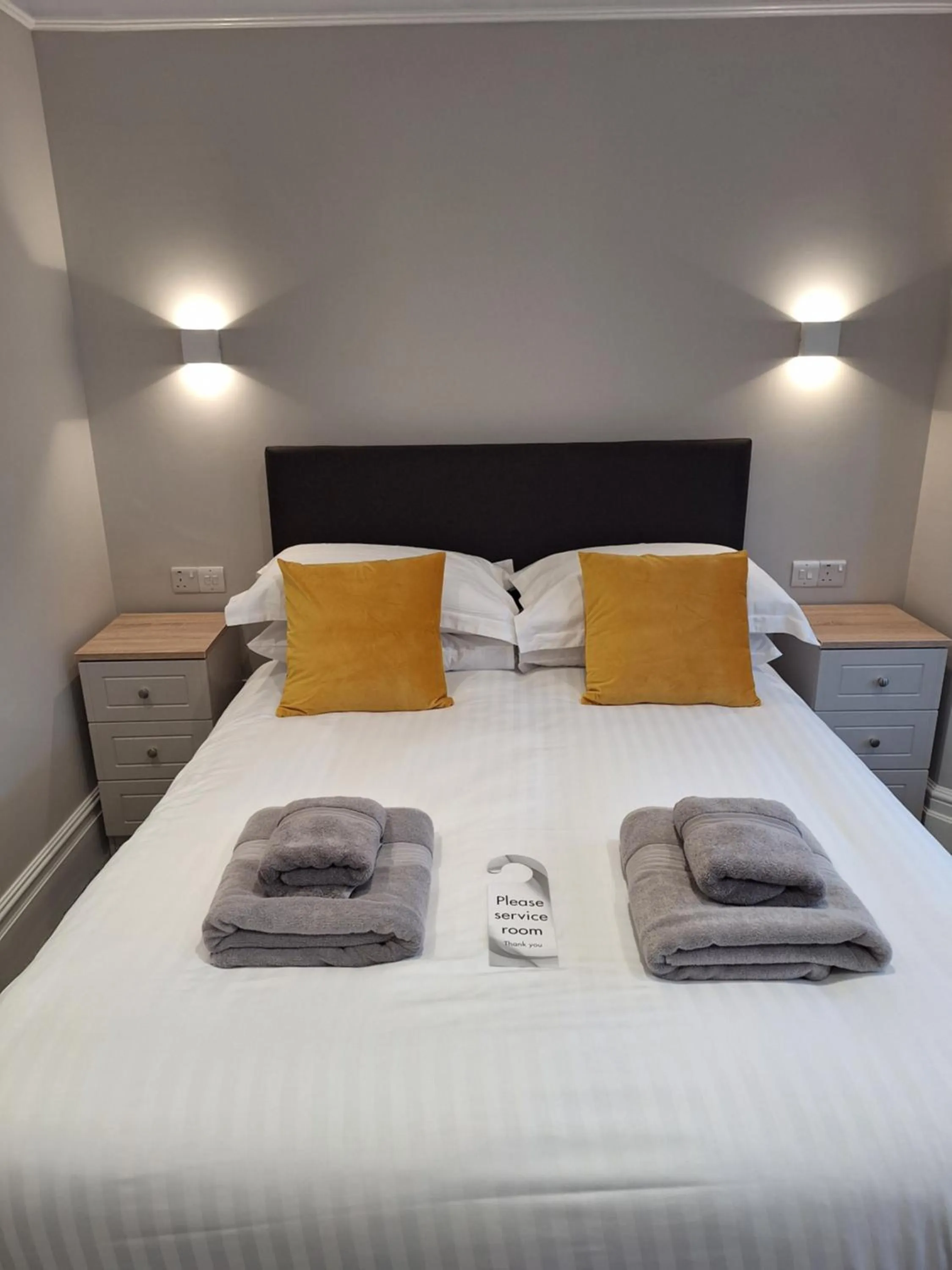 Bed in Ferndale Lodge