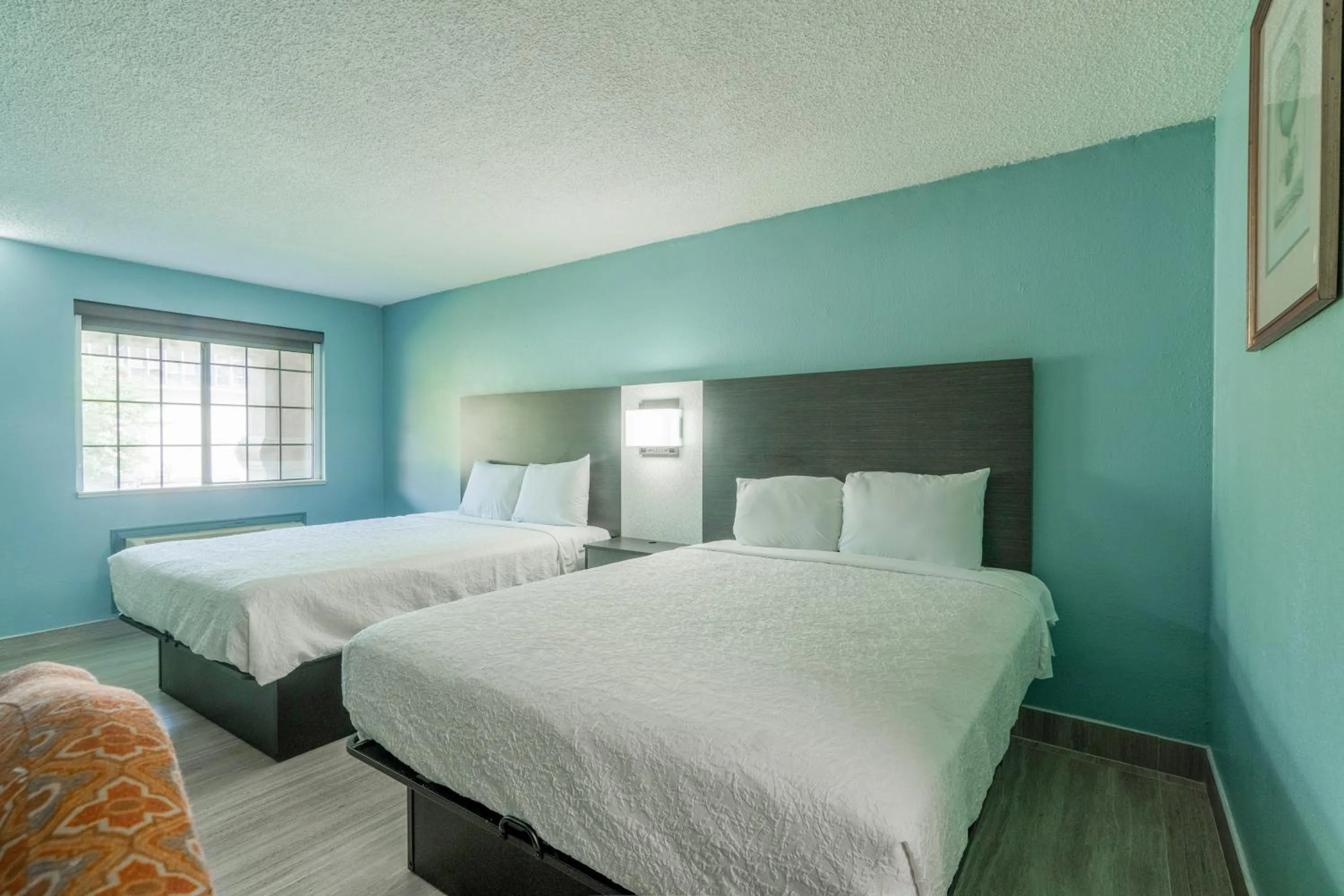 Bedroom, Bed in Lone Star Inn & Suites by OYO Harlingen TX