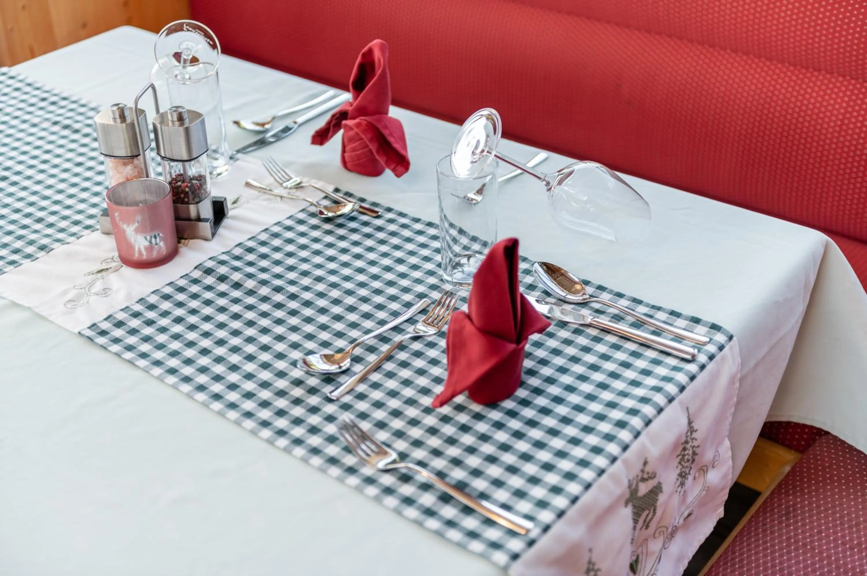 Restaurant/places to eat in Panoramahotel Stocker