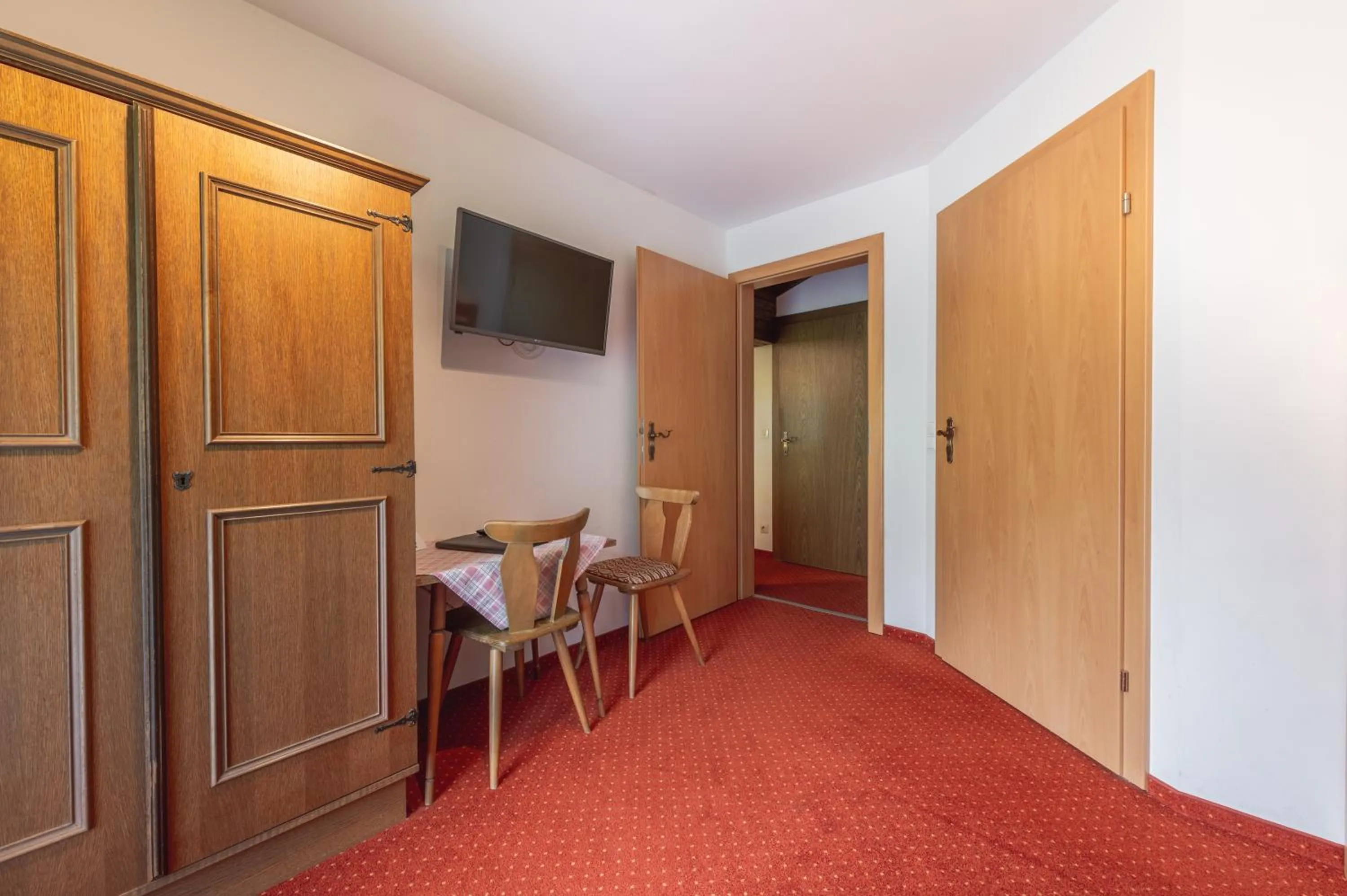 Staff in Panoramahotel Stocker