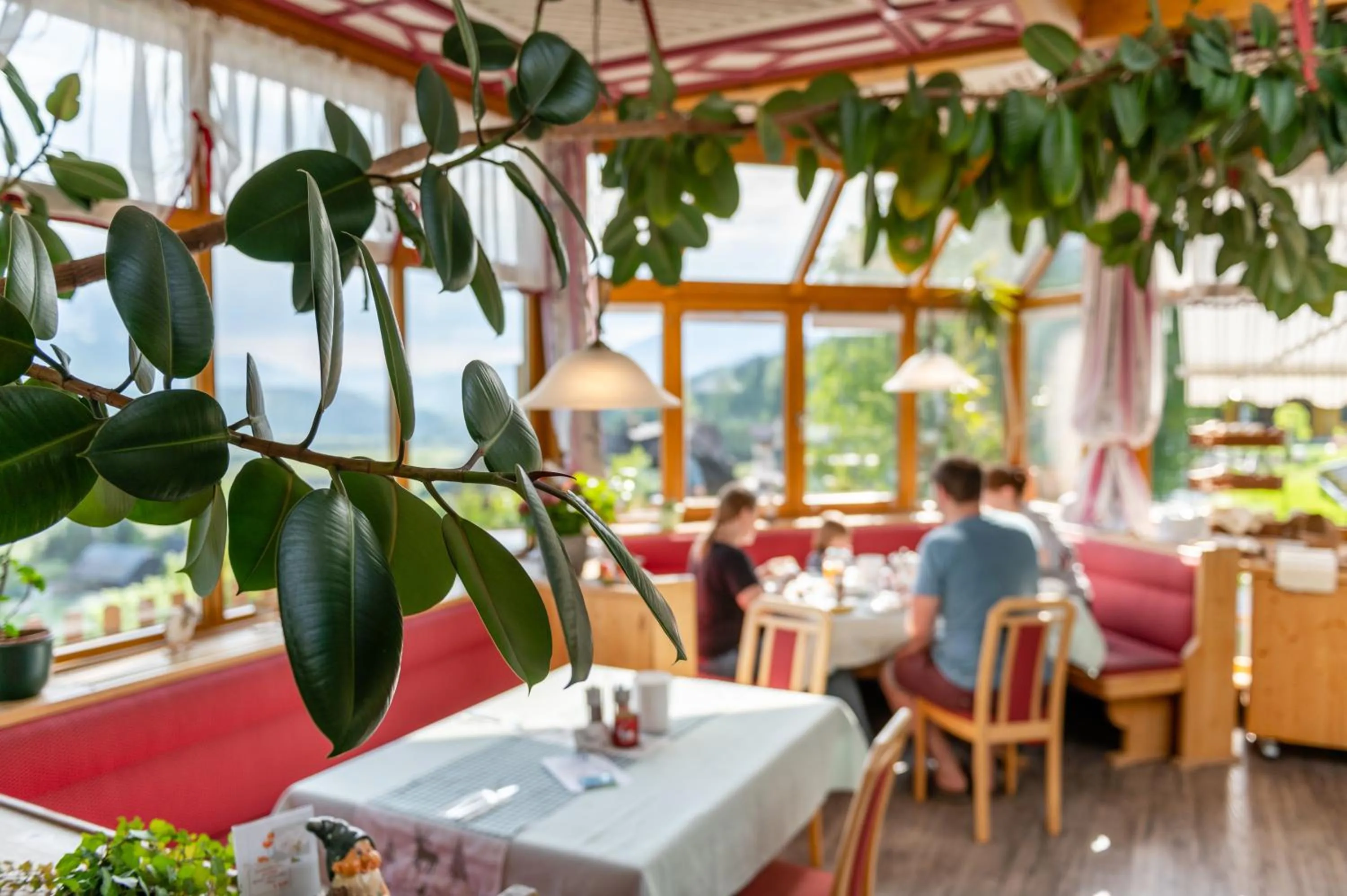 Staff in Panoramahotel Stocker