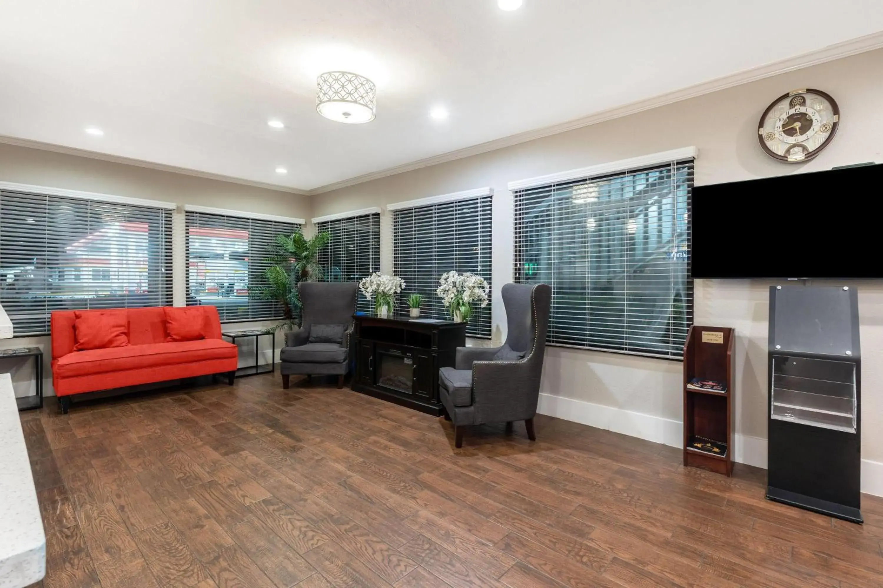 Lobby or reception in Days Inn by Wyndham Bainbridge Lobby or reception in Days Inn by Wyndham Bainbridge