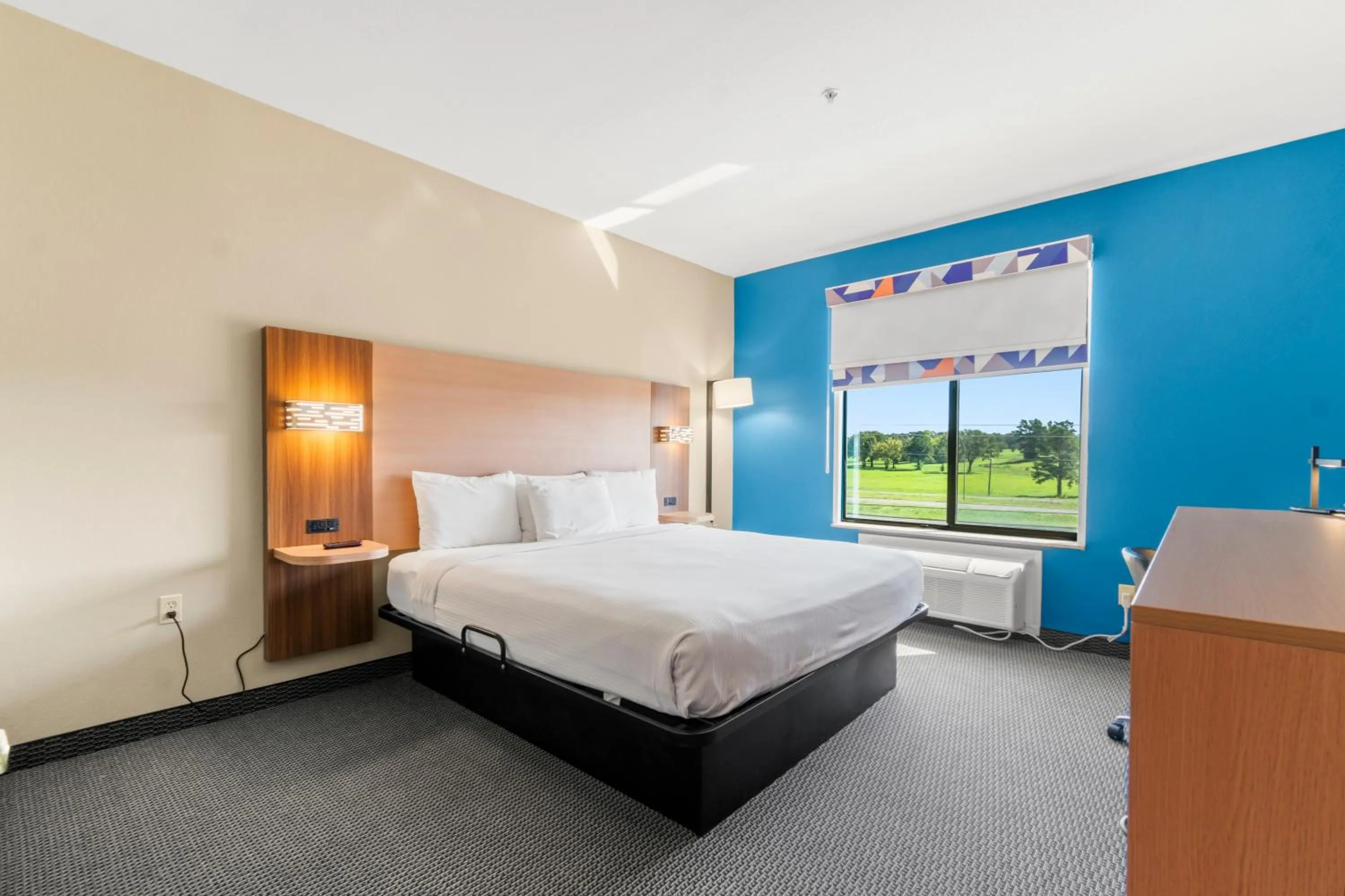 Bedroom, Bed in Americas Best Value Inn & Suites-Livingston