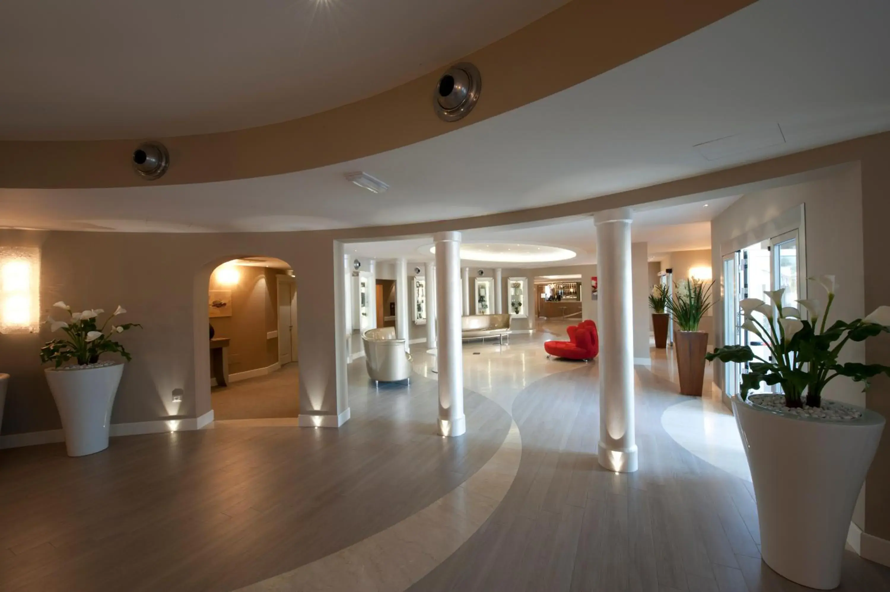 Day in Hotel Morgana Day in Hotel Morgana