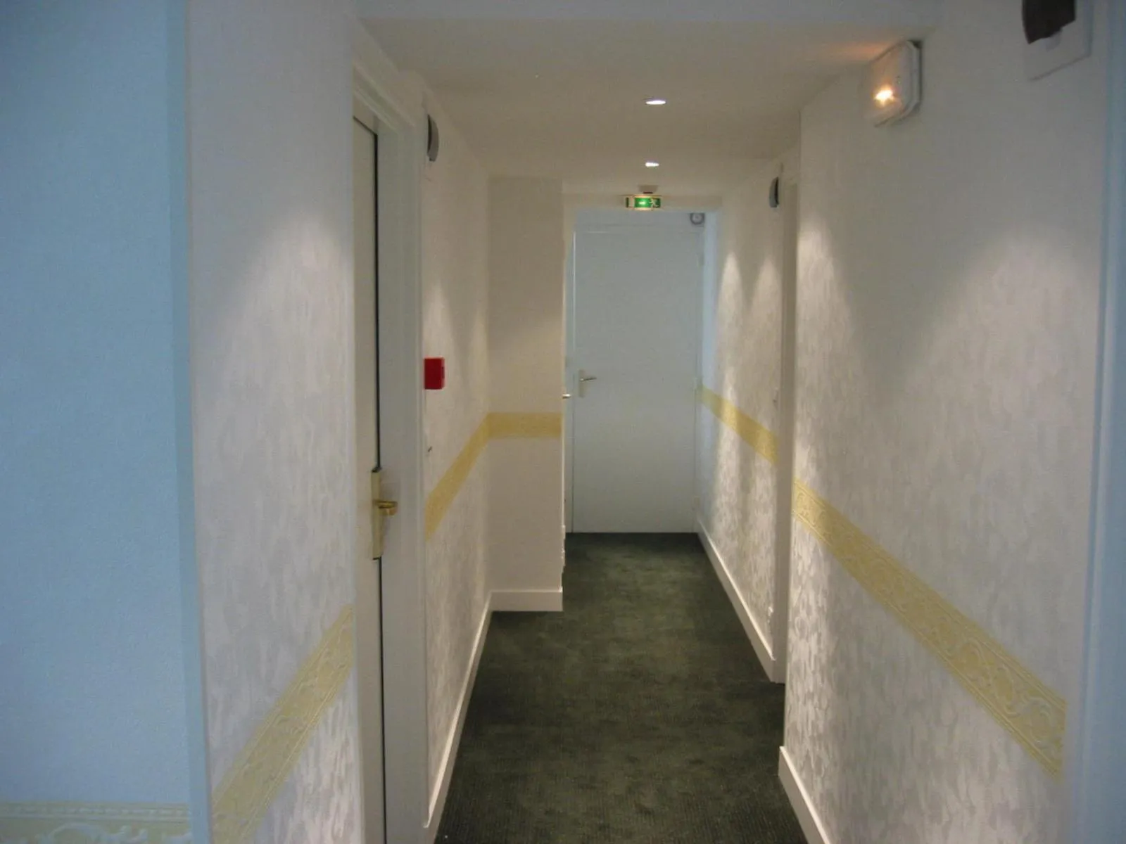 Logis Hôtel Restaurant La Boule d'Or