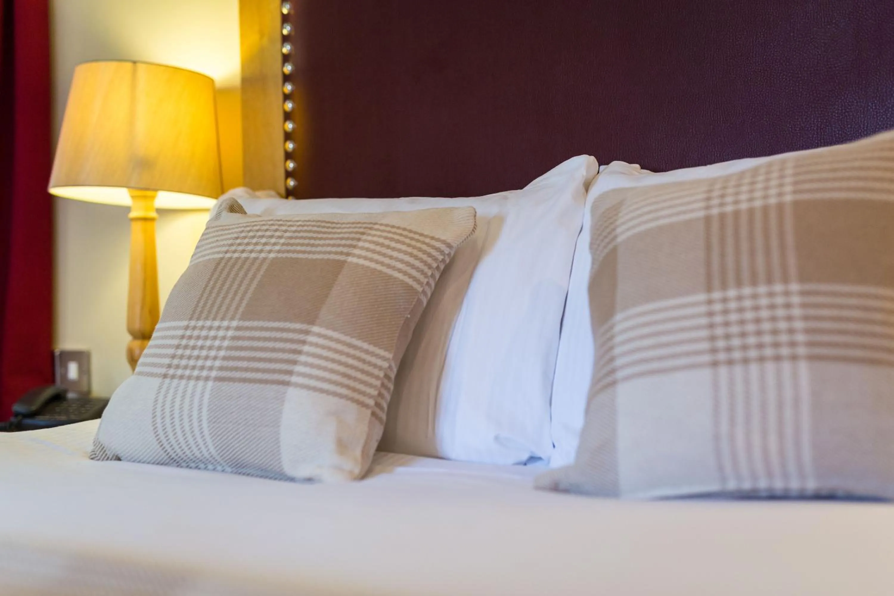 Bed in The Pennington Hotel