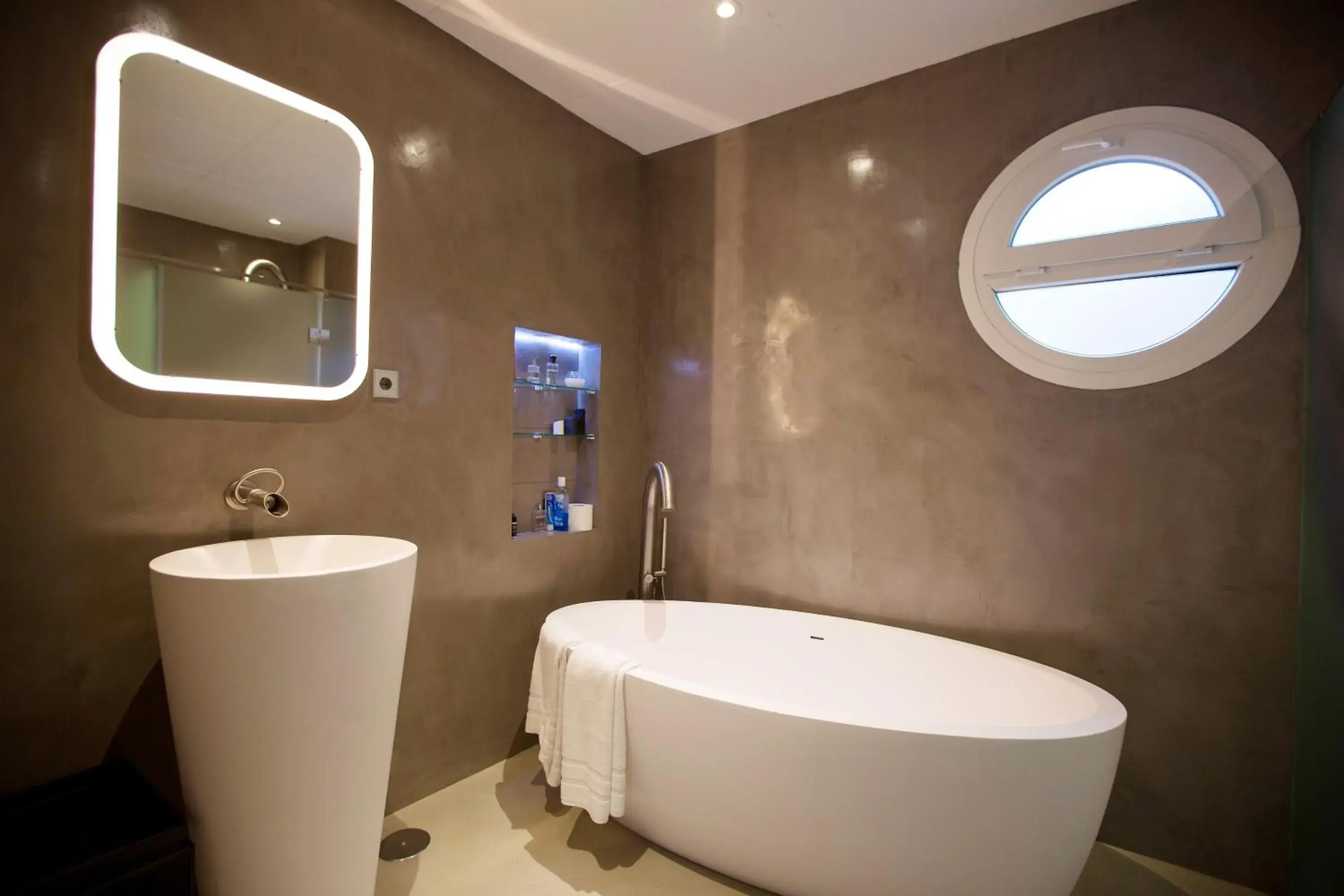 Deluxe Double Room in Ama Islantilla Resort Deluxe Double Room in Ama Islantilla Resort