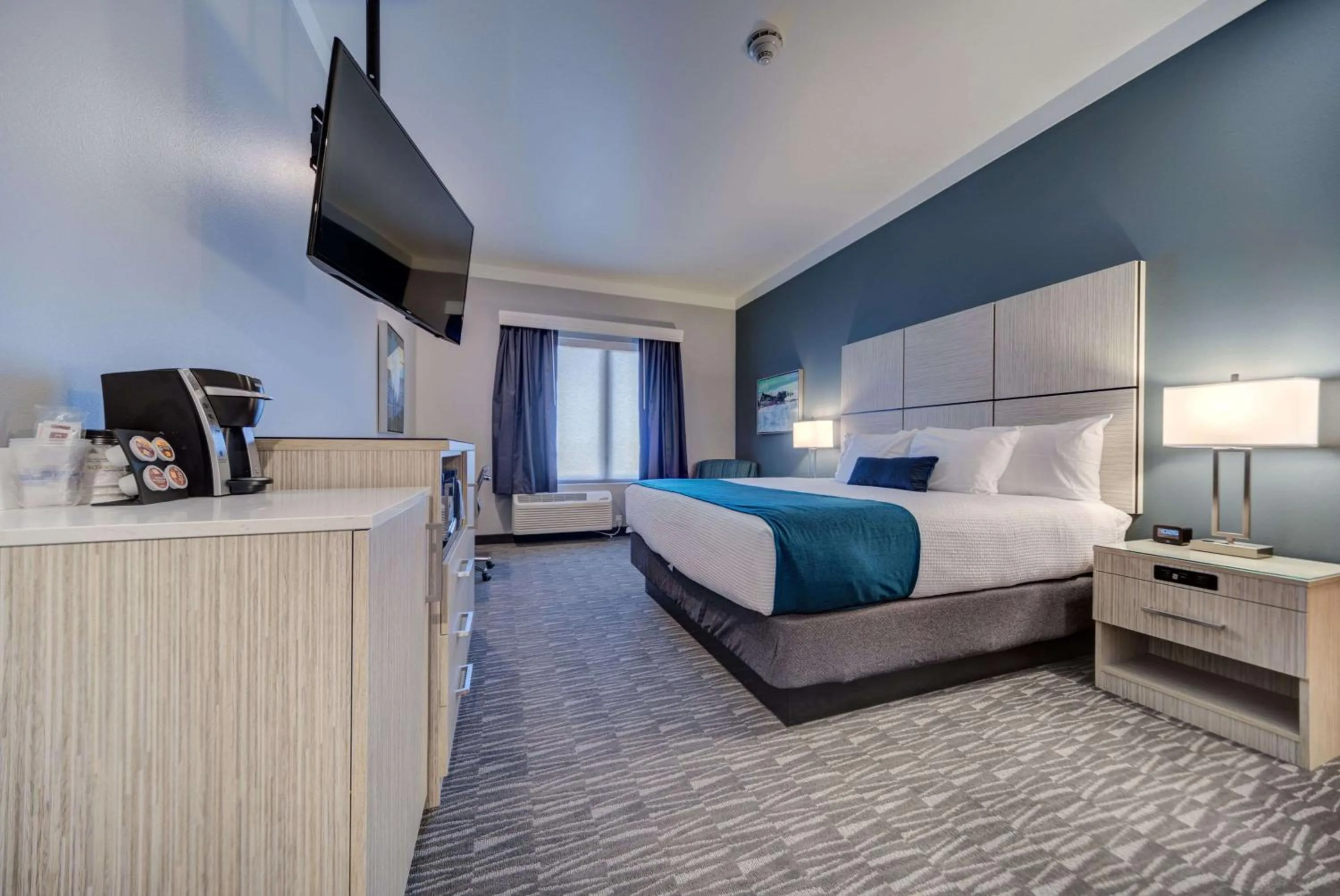 Bedroom, Bed in Hotel Peppertree Bend, BW Premier Collection