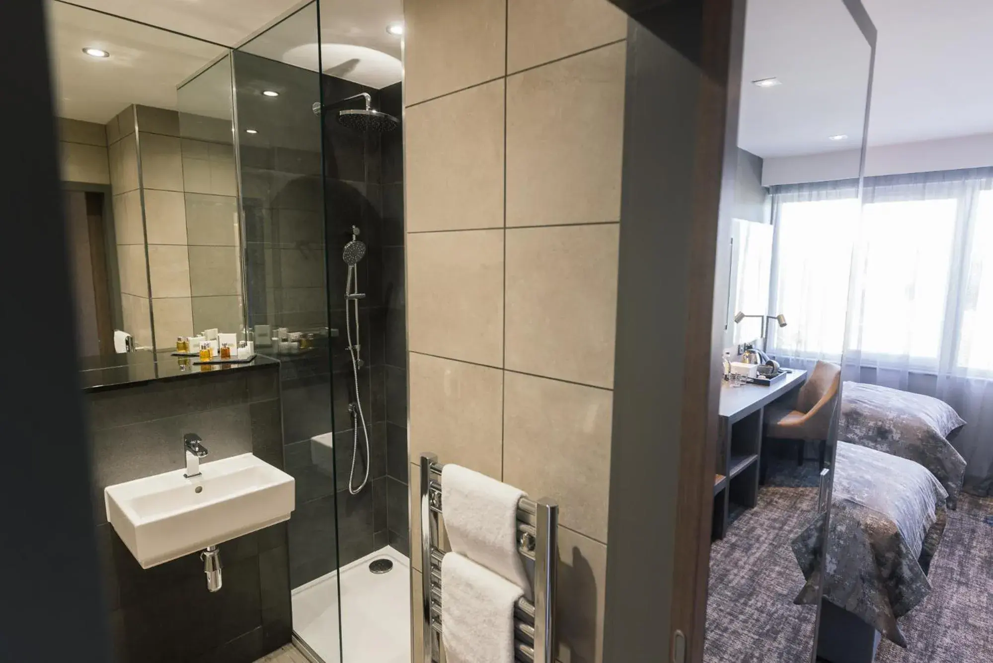 Standard Double Room - single occupancy in The Redhurst Hotel Glasgow Standard Double Room - single occupancy in The Redhurst Hotel Glasgow