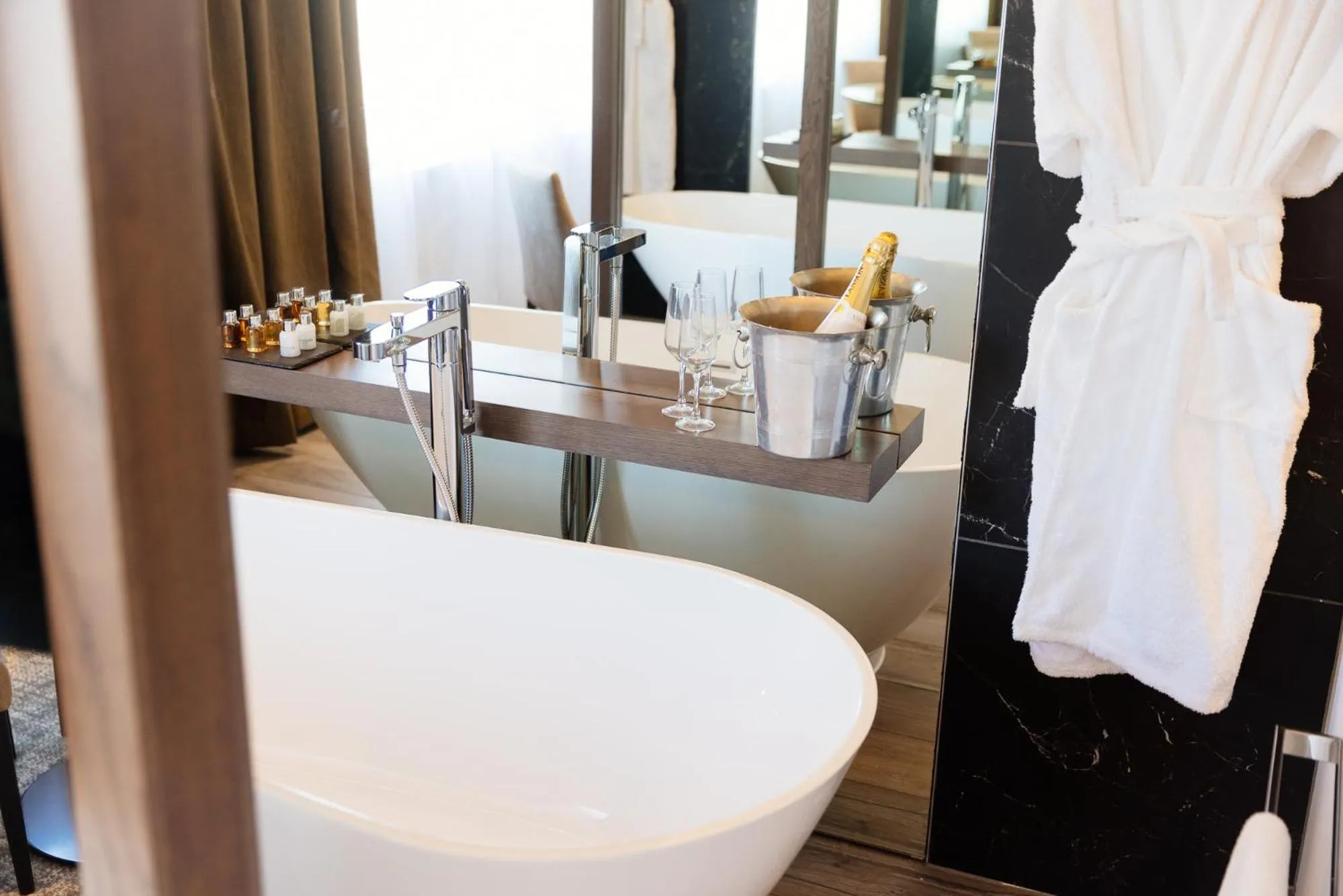 Bathroom in The Redhurst Hotel Glasgow