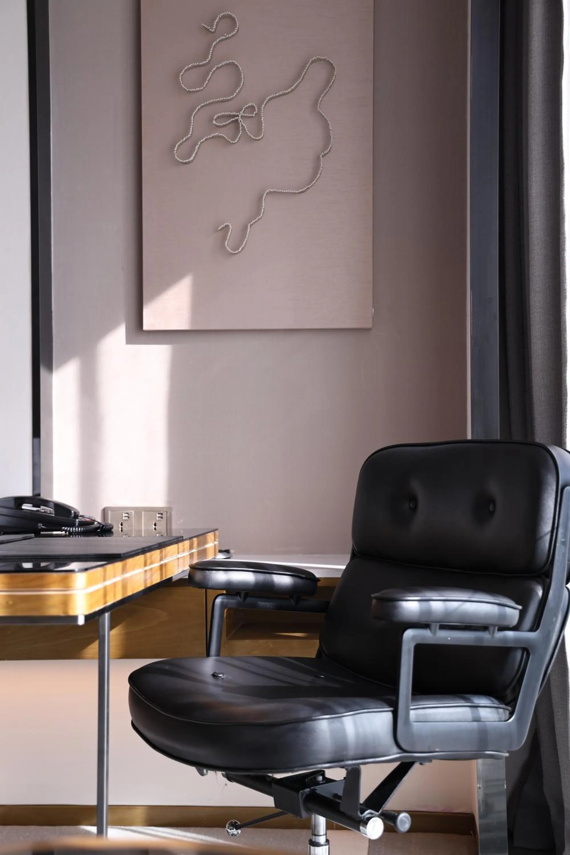 Living room in Crowne Plaza Hangzhou Qiantang