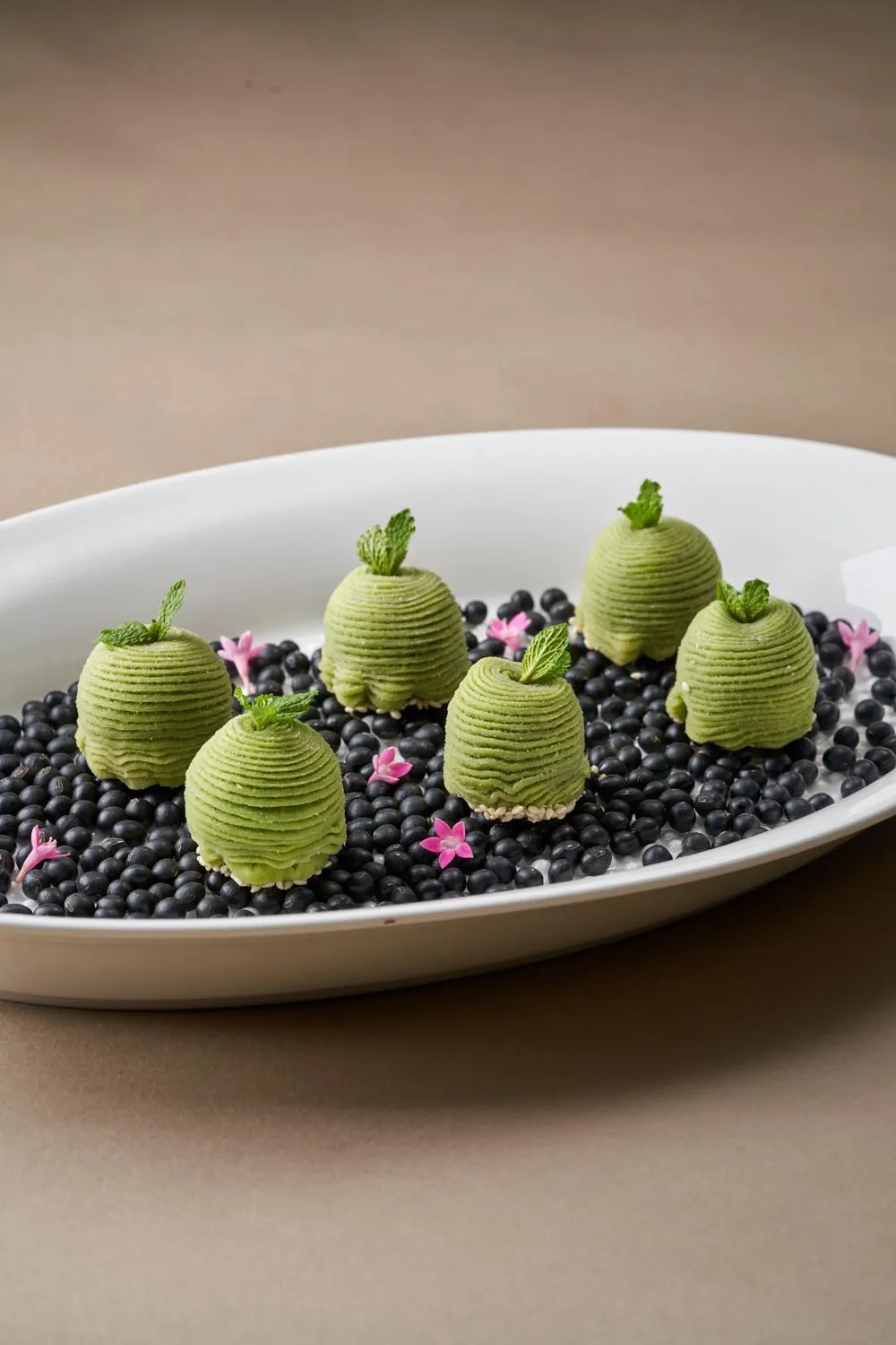 Restaurant/places to eat in Crowne Plaza Hangzhou Qiantang