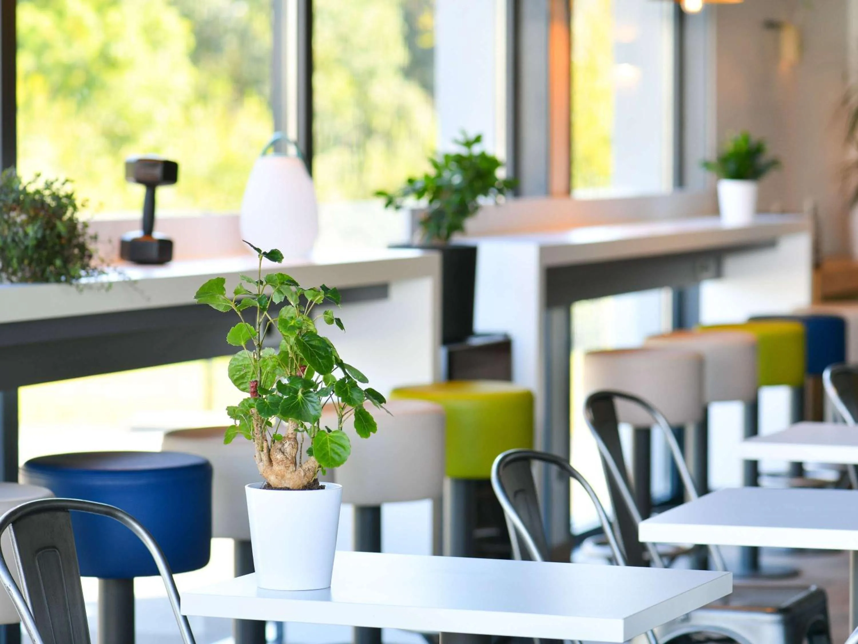 ibis Budget Mâcon Crêches