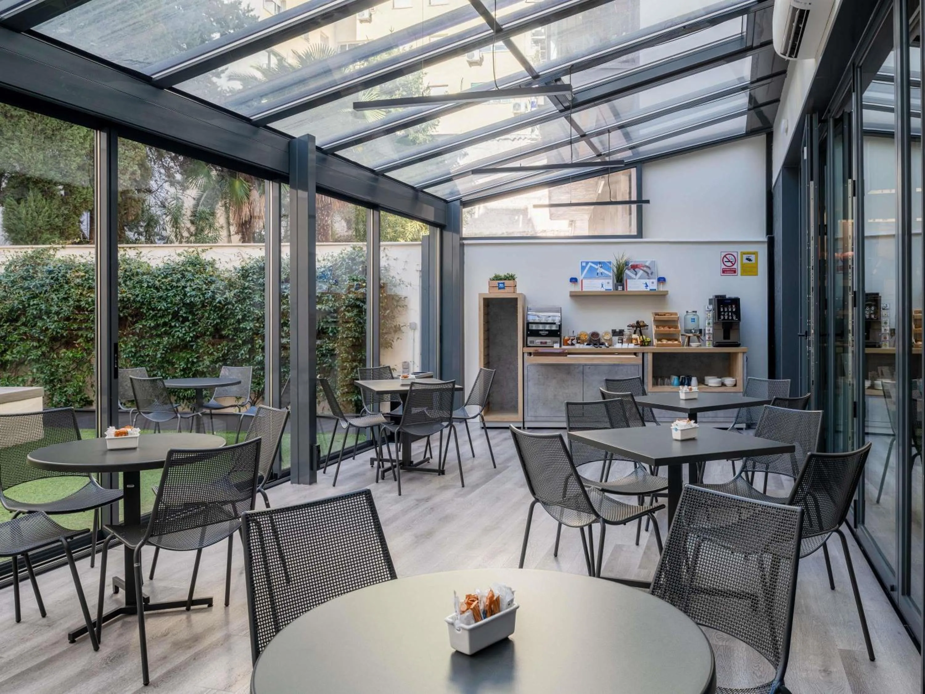 Breakfast in Ibis Budget Madrid Centro Lavapies