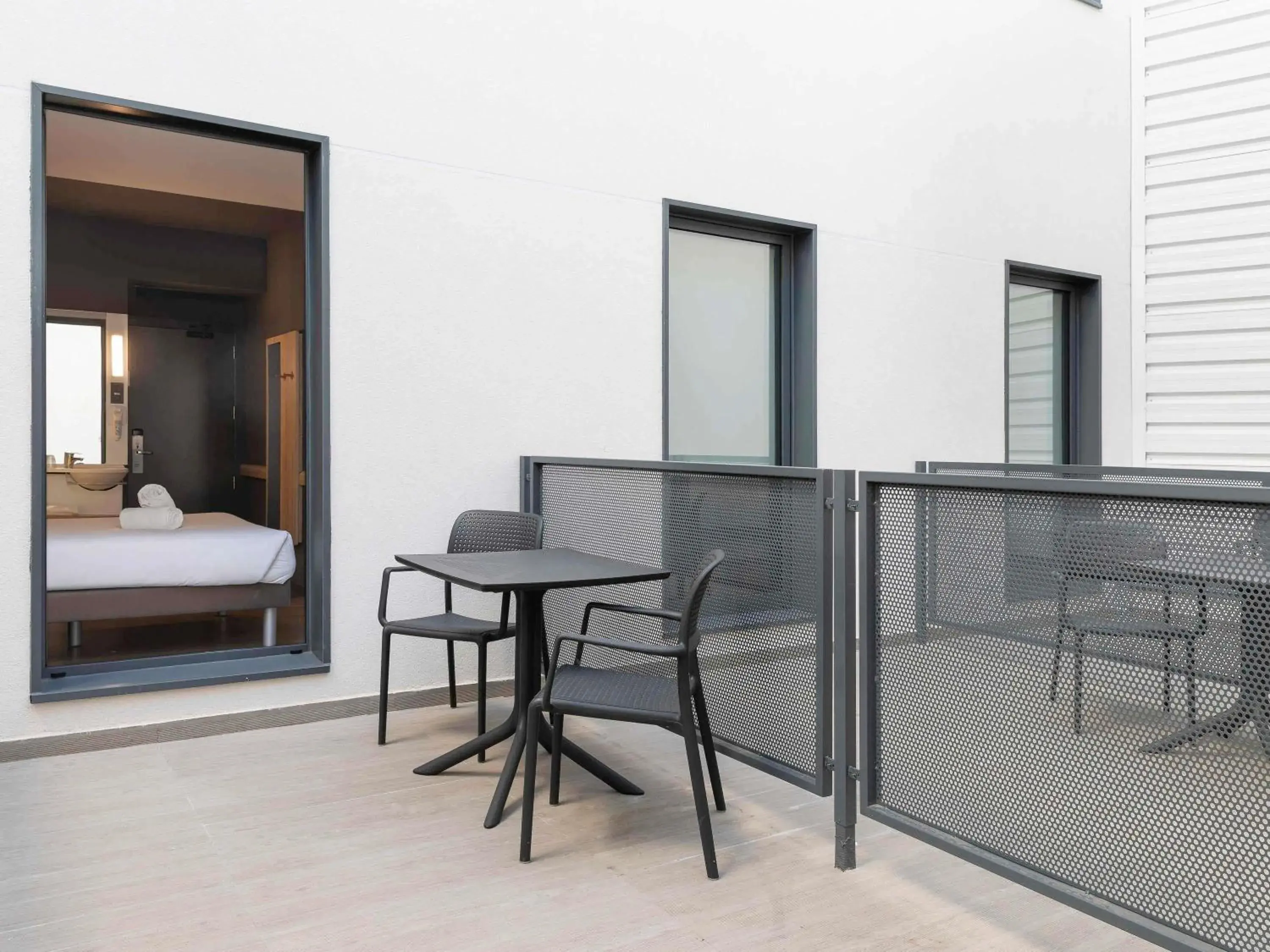 Bedroom, Bed in Ibis Budget Madrid Centro Lavapies Bedroom, Bed in Ibis Budget Madrid Centro Lavapies