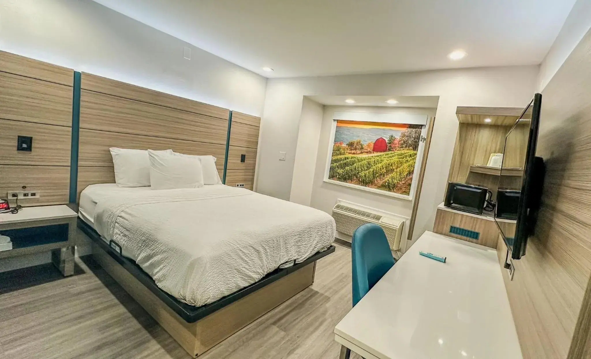 Bed in Microtel Inn by Wyndham Henrietta Bed in Microtel Inn by Wyndham Henrietta