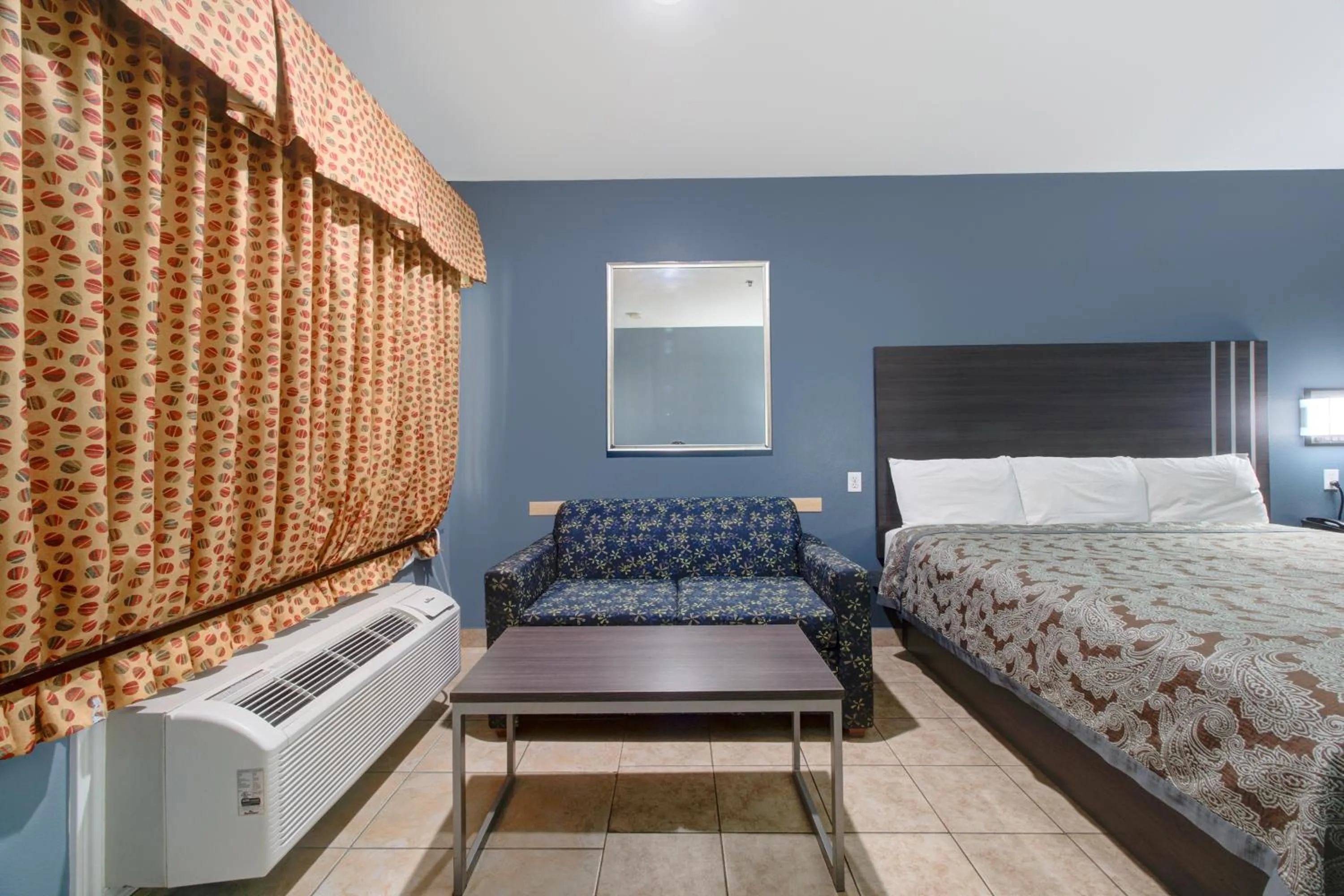 Bedroom, Bed in Weslaco Inn by Capital O Near Mercedes