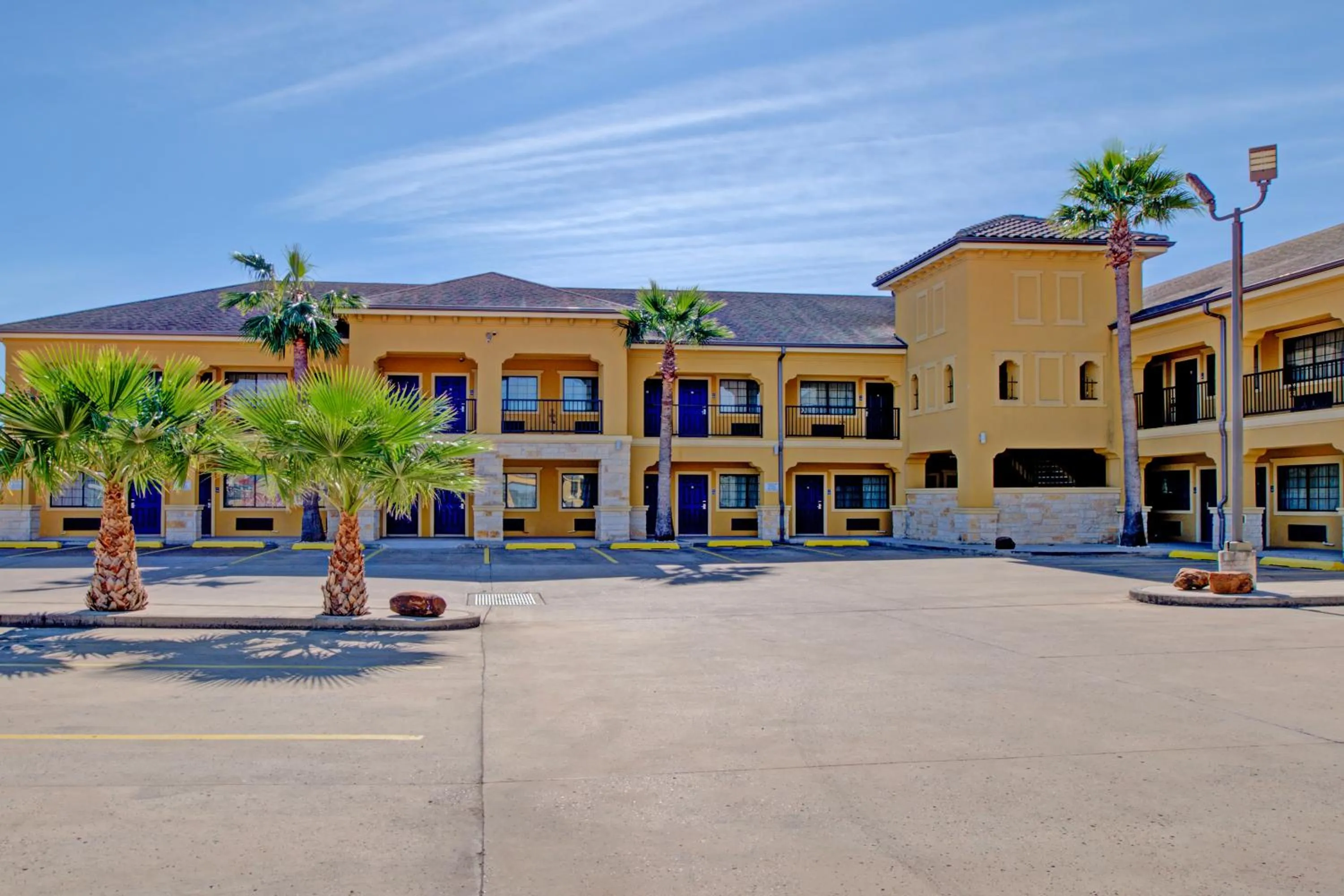 Property building in Weslaco Inn by Capital O Near Mercedes