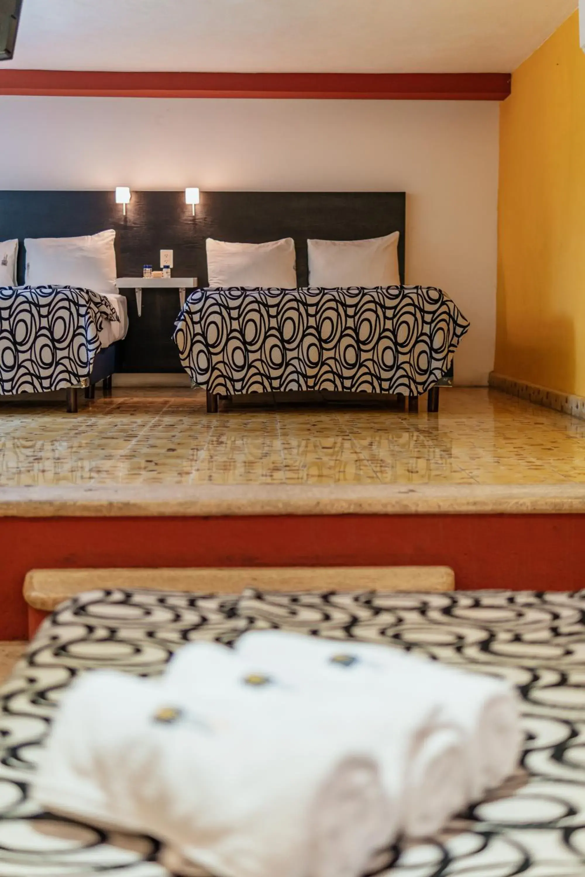 Standard Triple Room in Hotel Santiago Standard Triple Room in Hotel Santiago