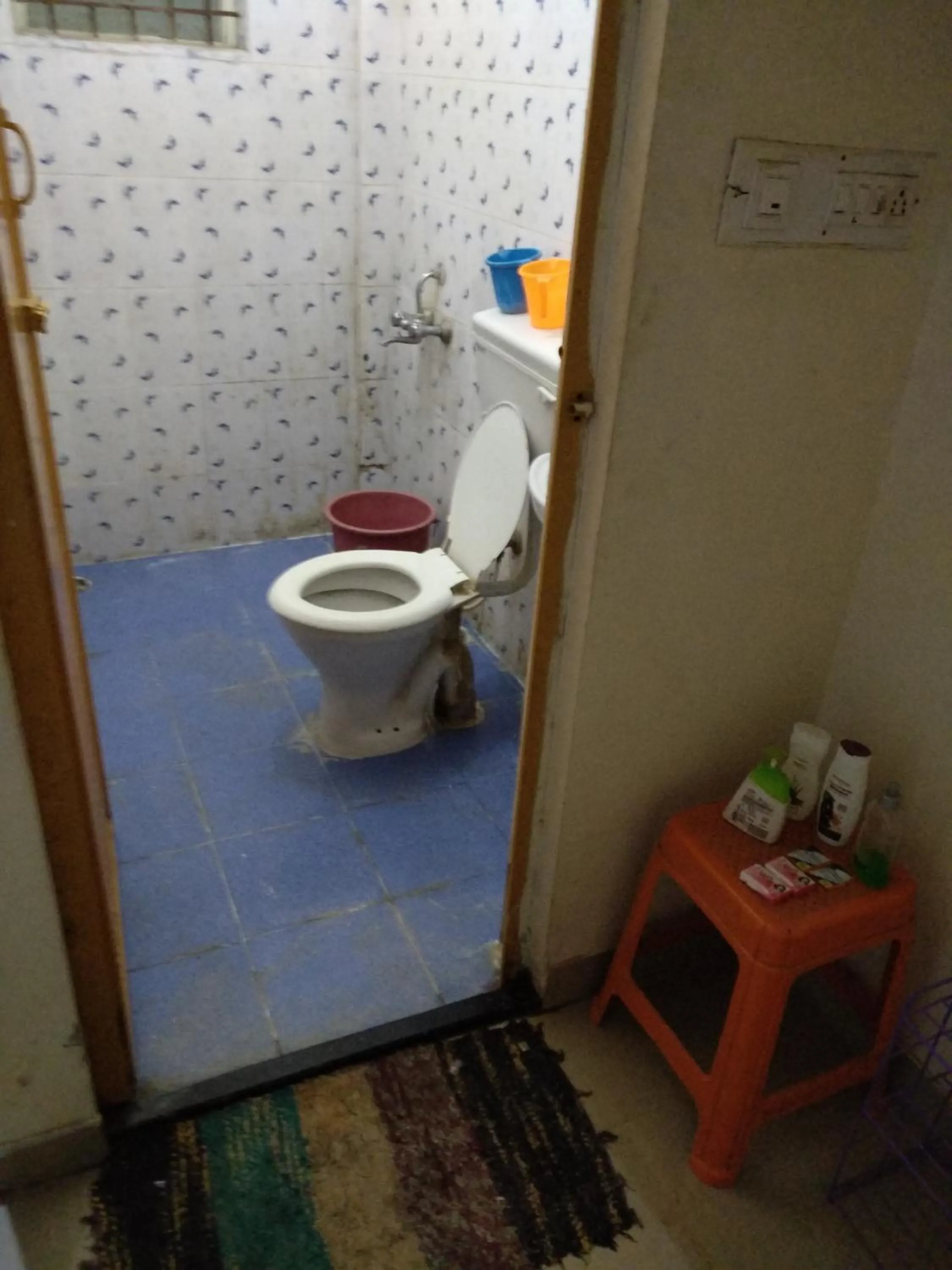 Bathroom in Professionals Pride PG