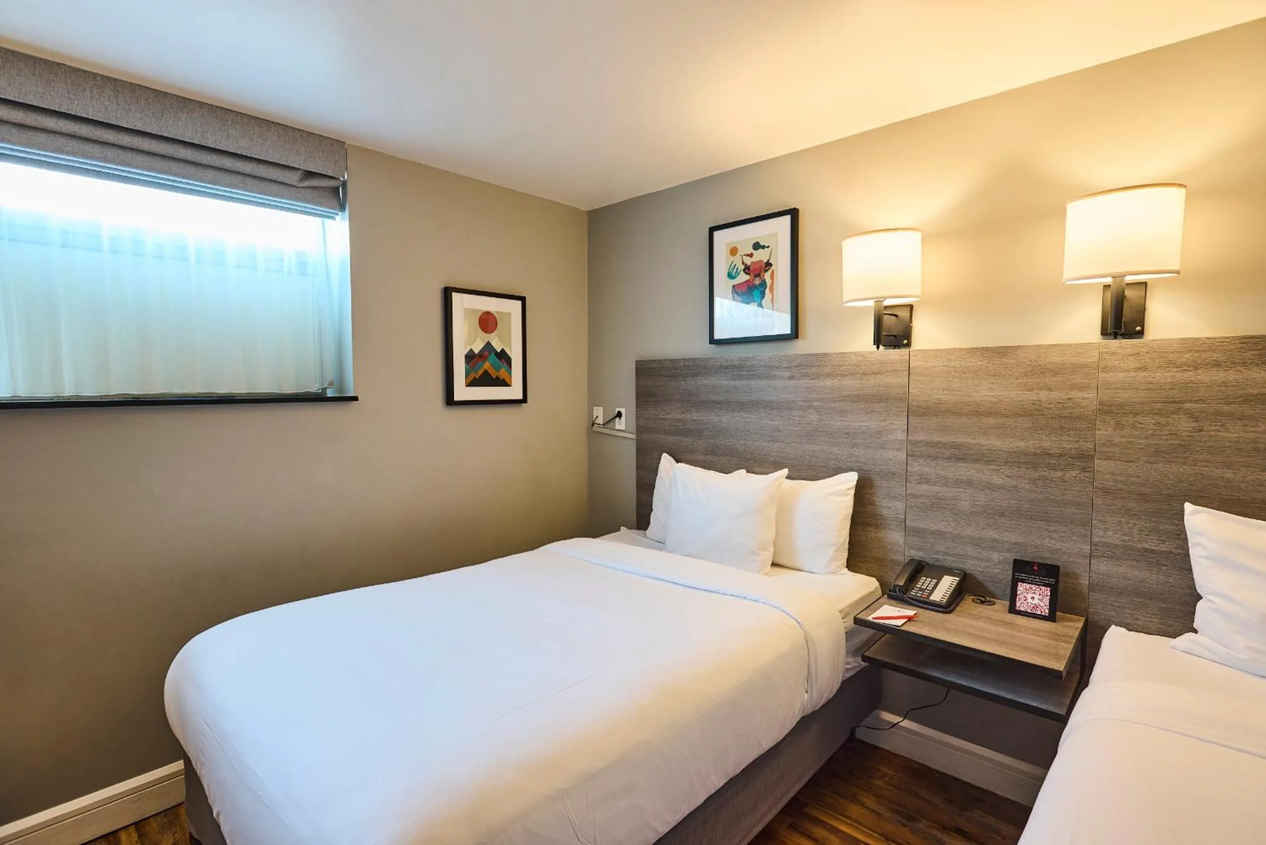 Bedroom, Bed in The Lodge Red Hook