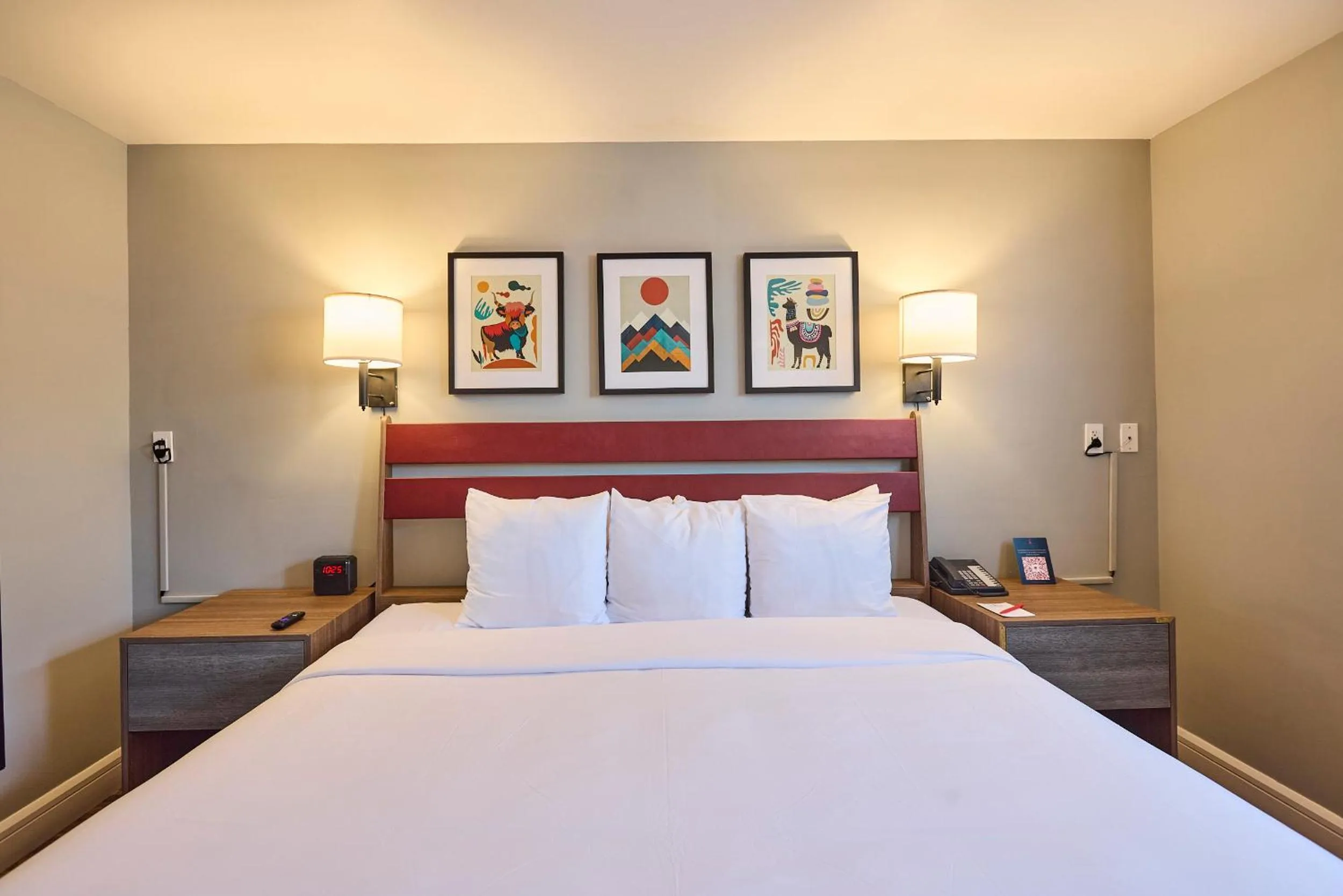 Bed in The Lodge Red Hook