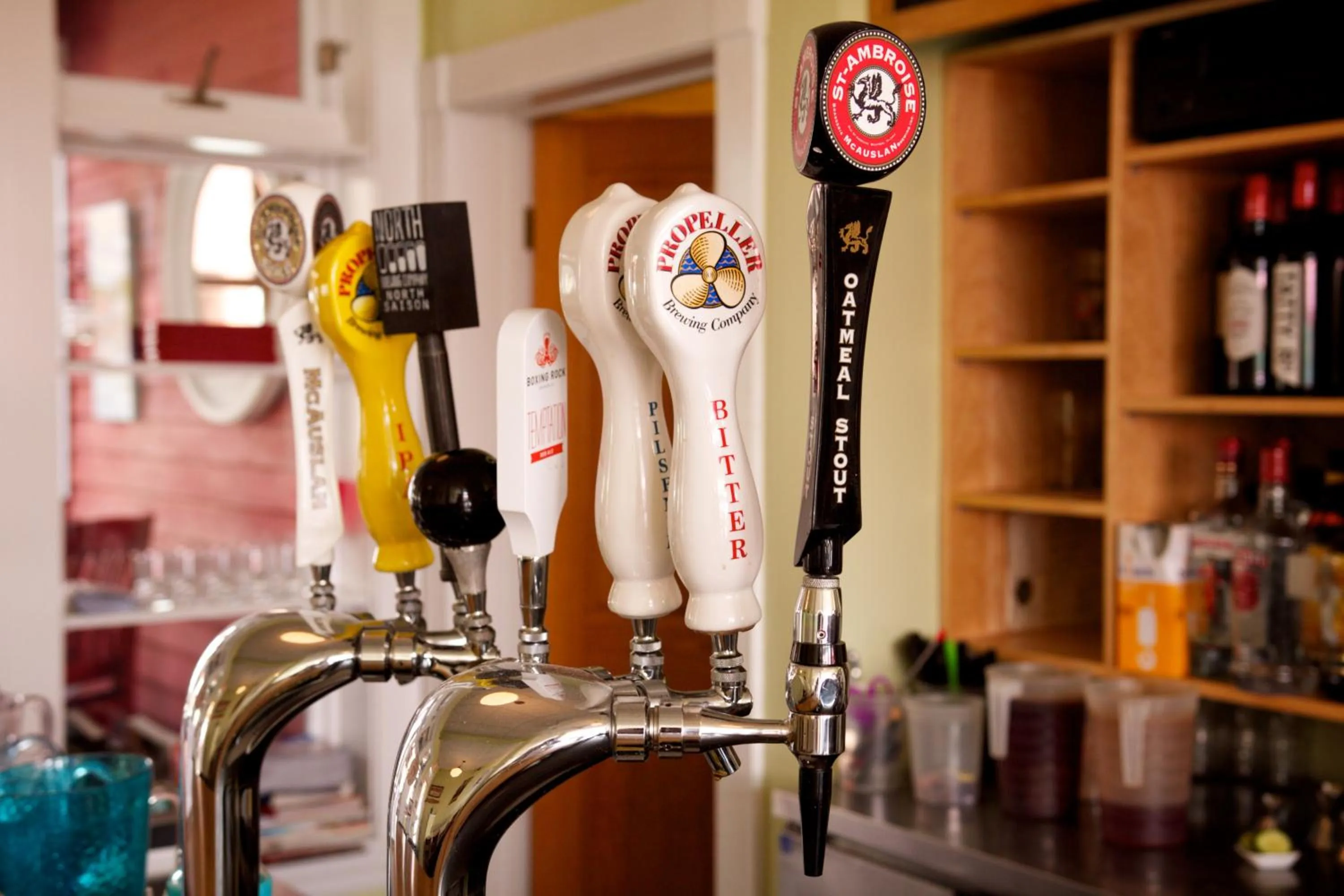 Restaurant/places to eat in Salt Shaker Deli & Inn