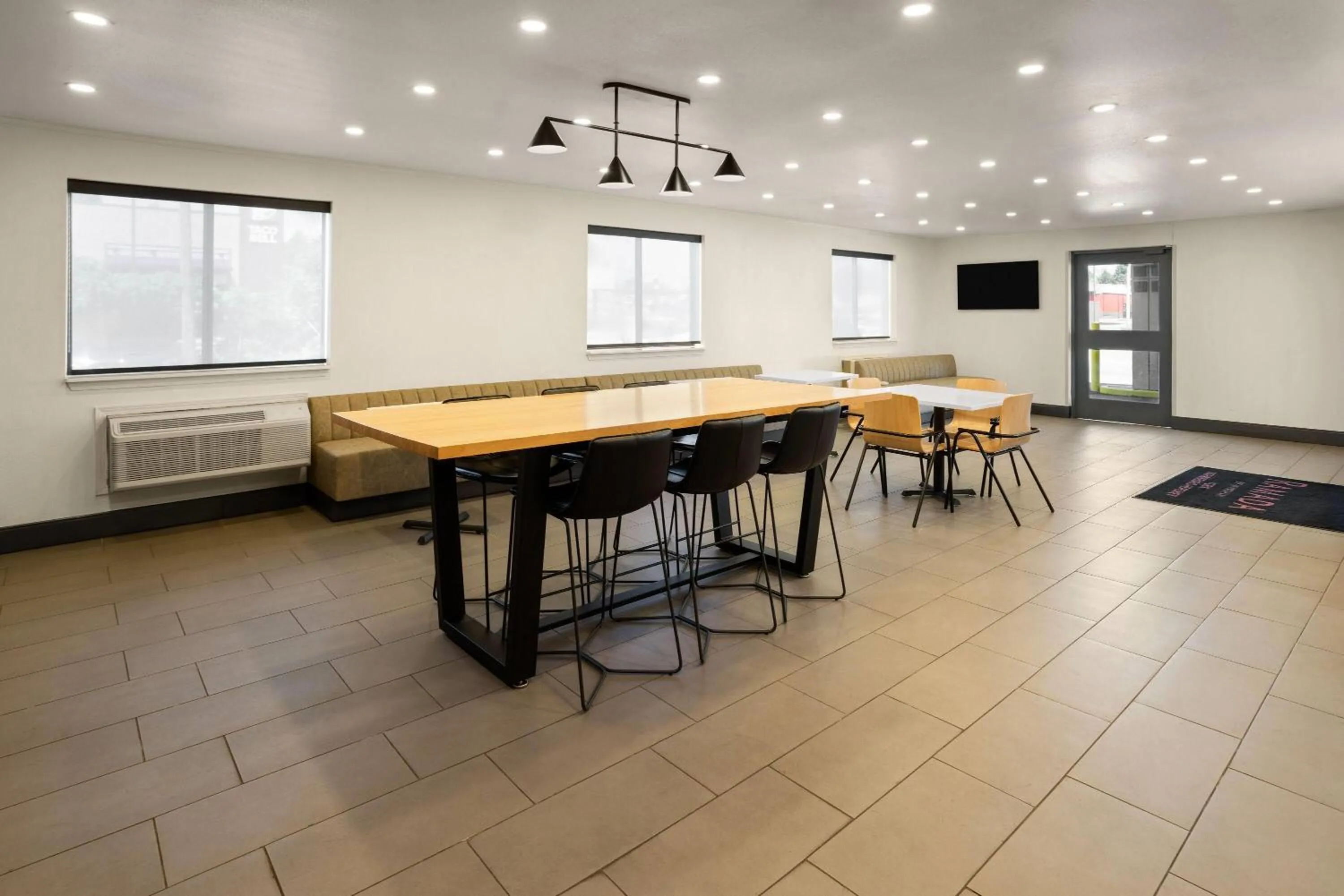 Breakfast in Ramada by Wyndham York Harrisburg Hershey