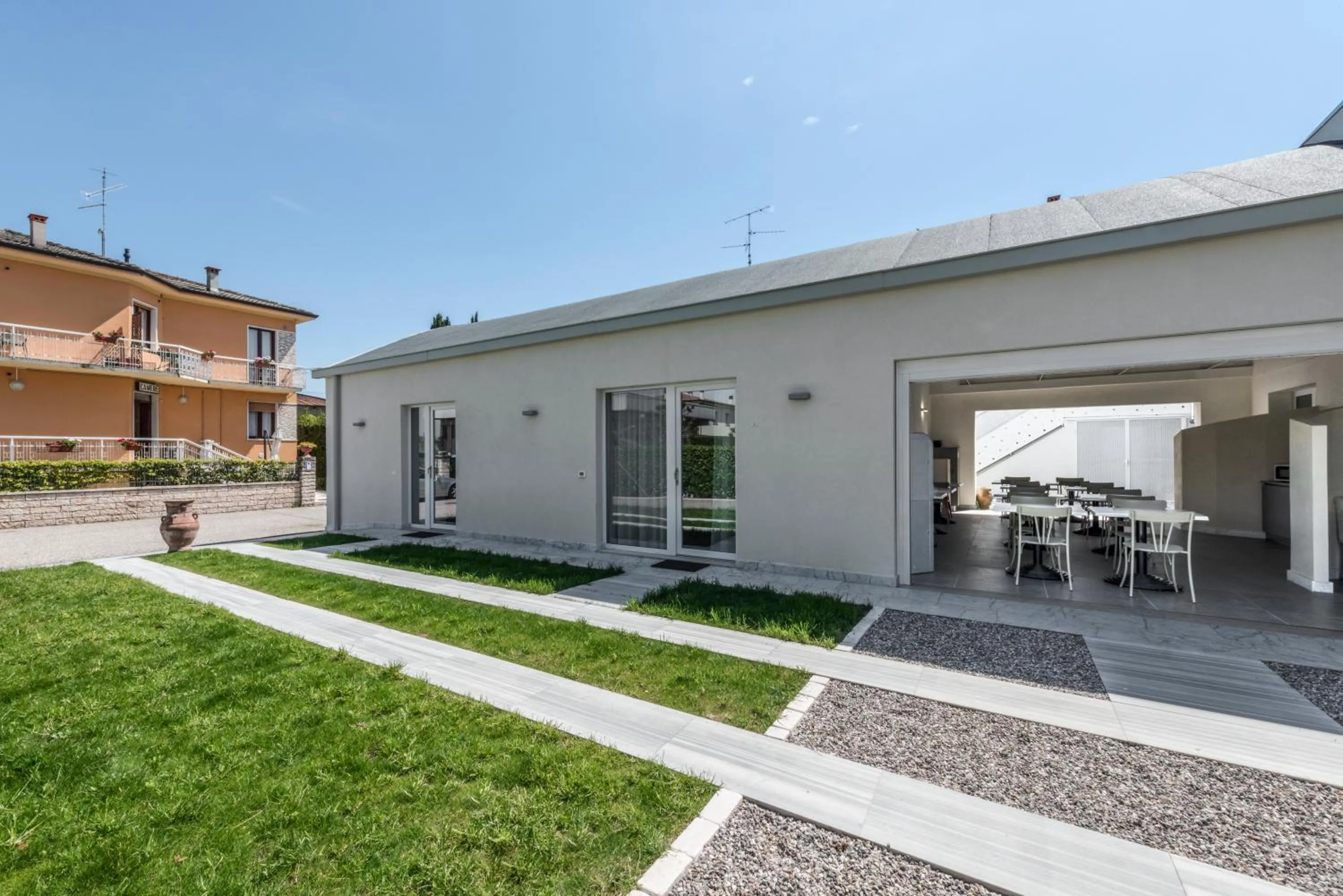 Garda Guest House