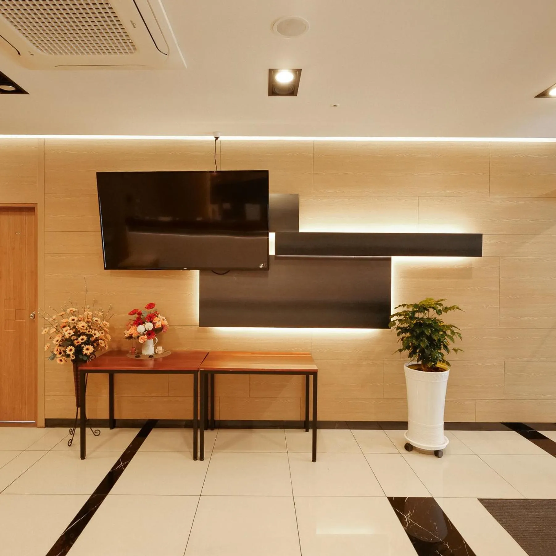Lobby or reception in Residence Hotel K Okpo