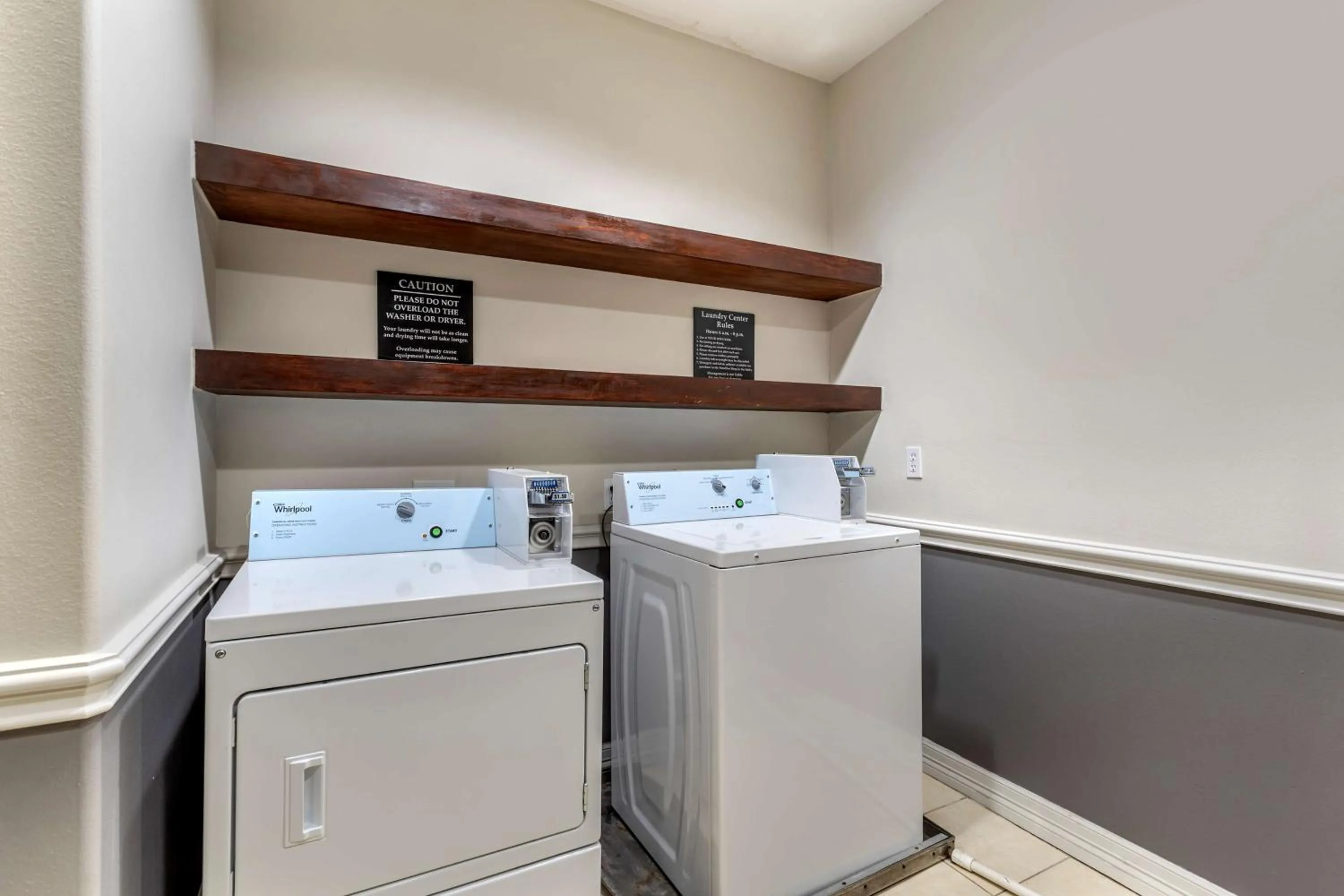 laundry in Best Western Sugarland Inn