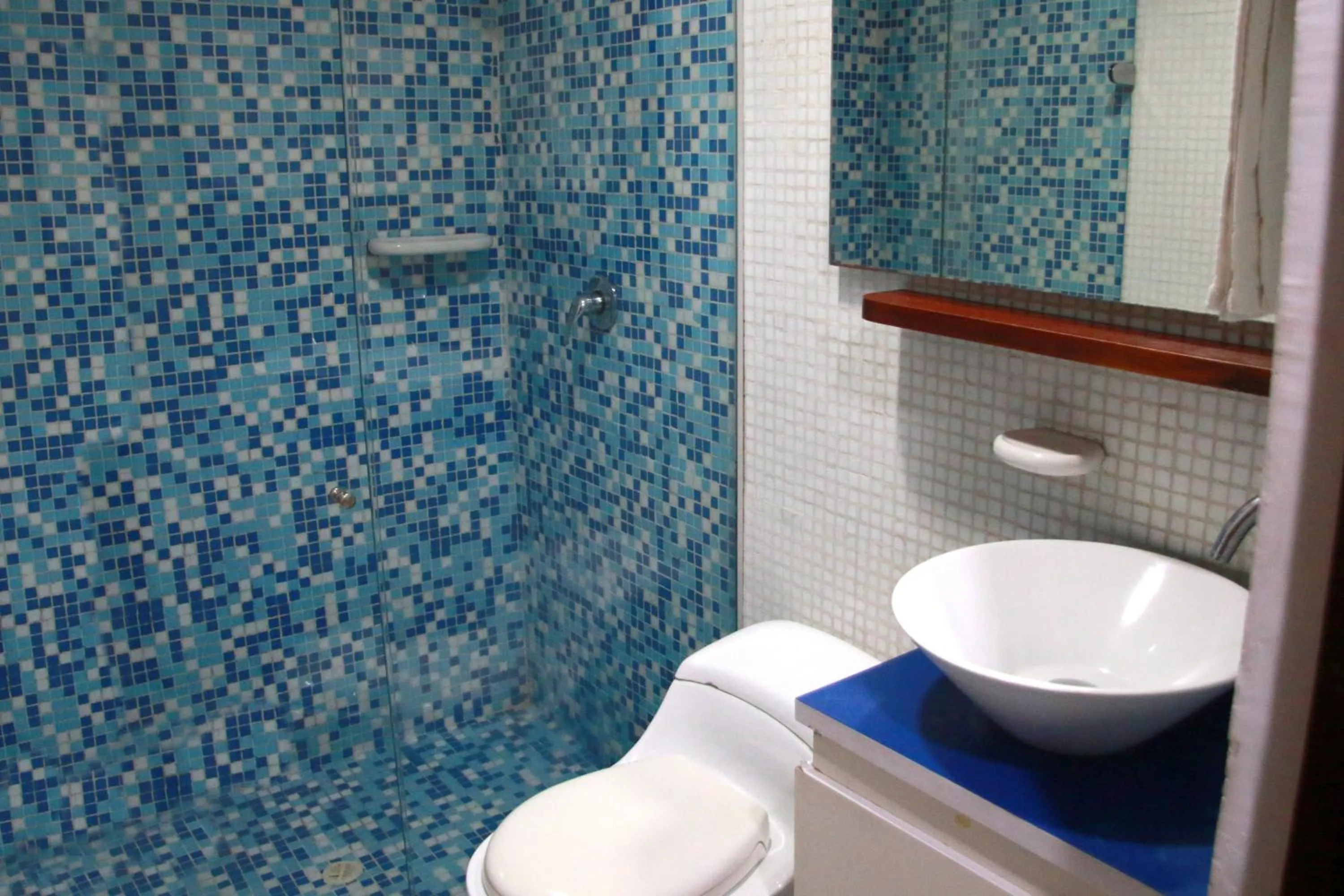 Shower in Ayenda 1801 El Oceano