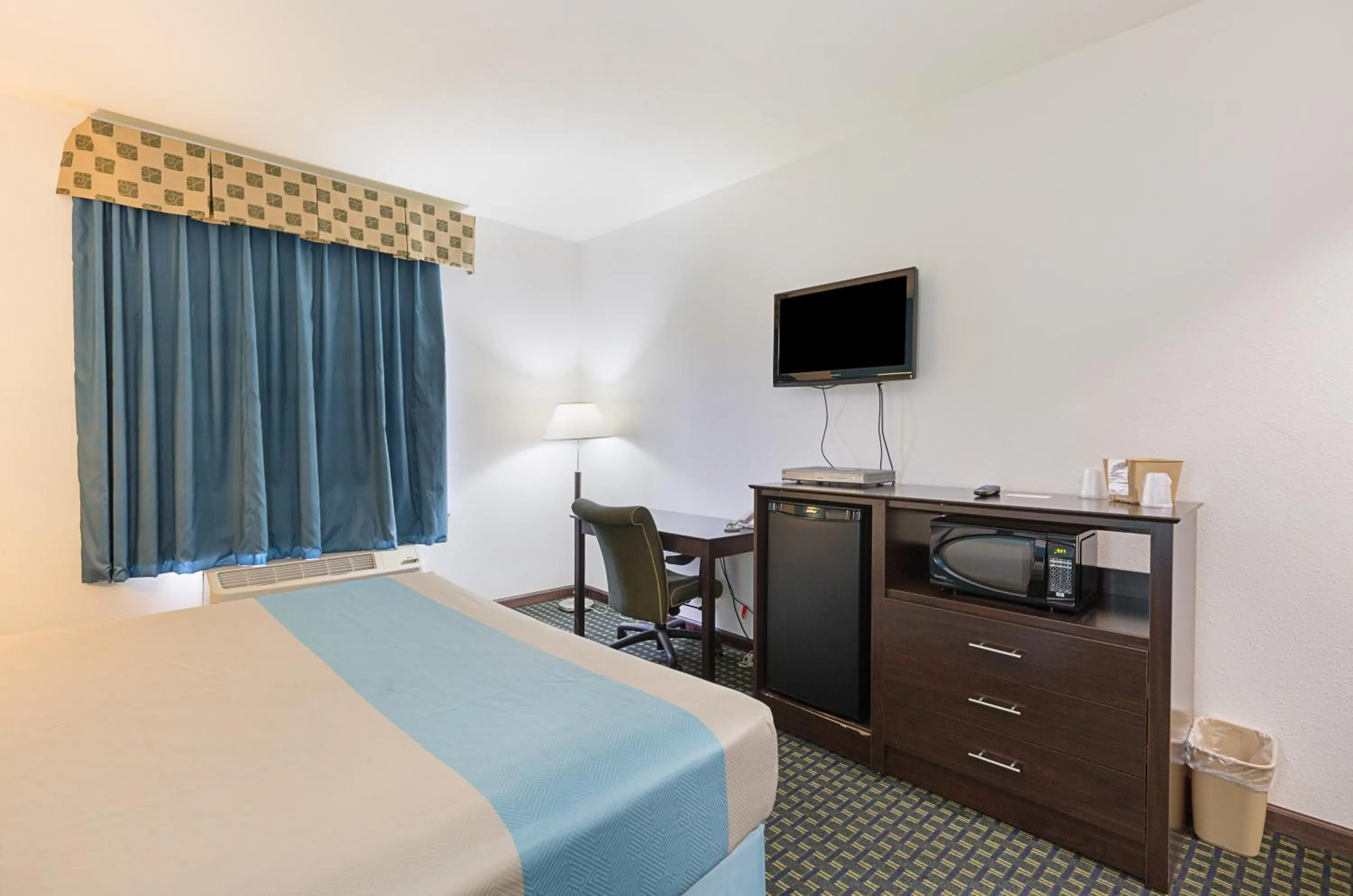 Bedroom, Bed in Budget Inn Ganado