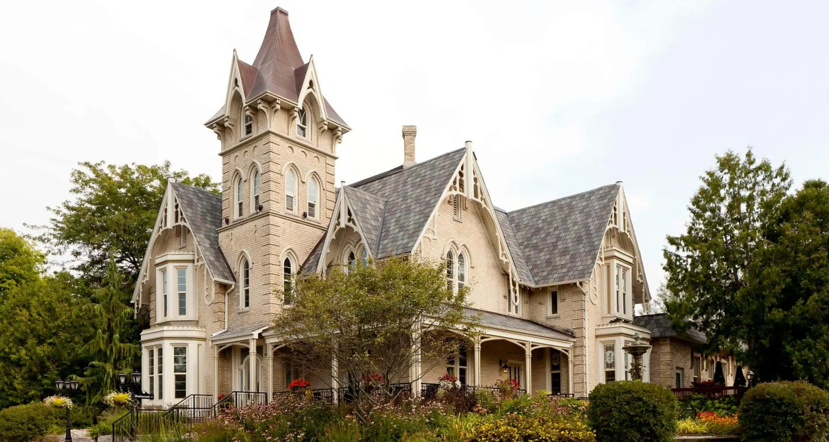 Property building in Elm Hurst Inn & Spa Property building in Elm Hurst Inn & Spa