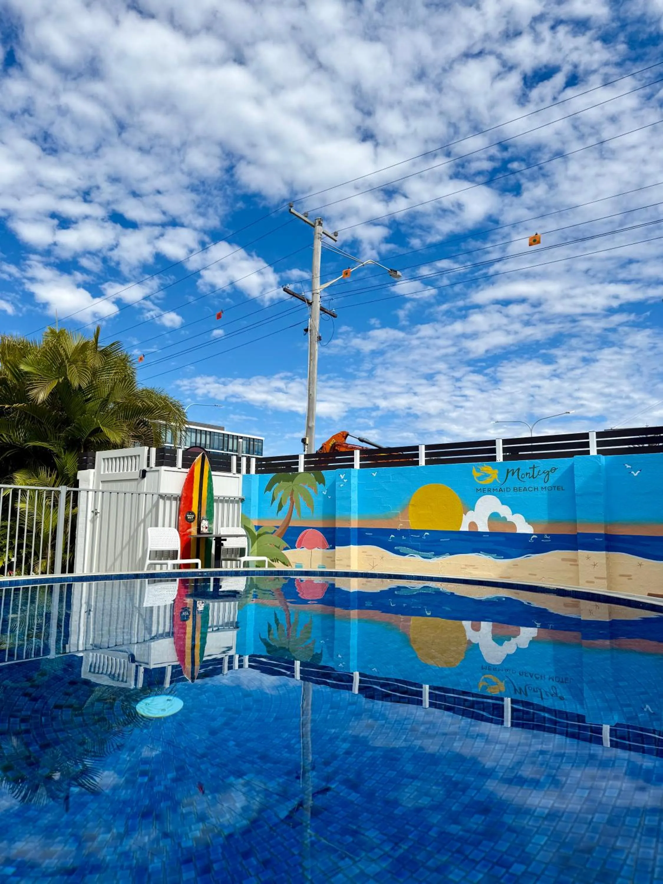 Swimming pool in Montego Mermaid Beach Motel