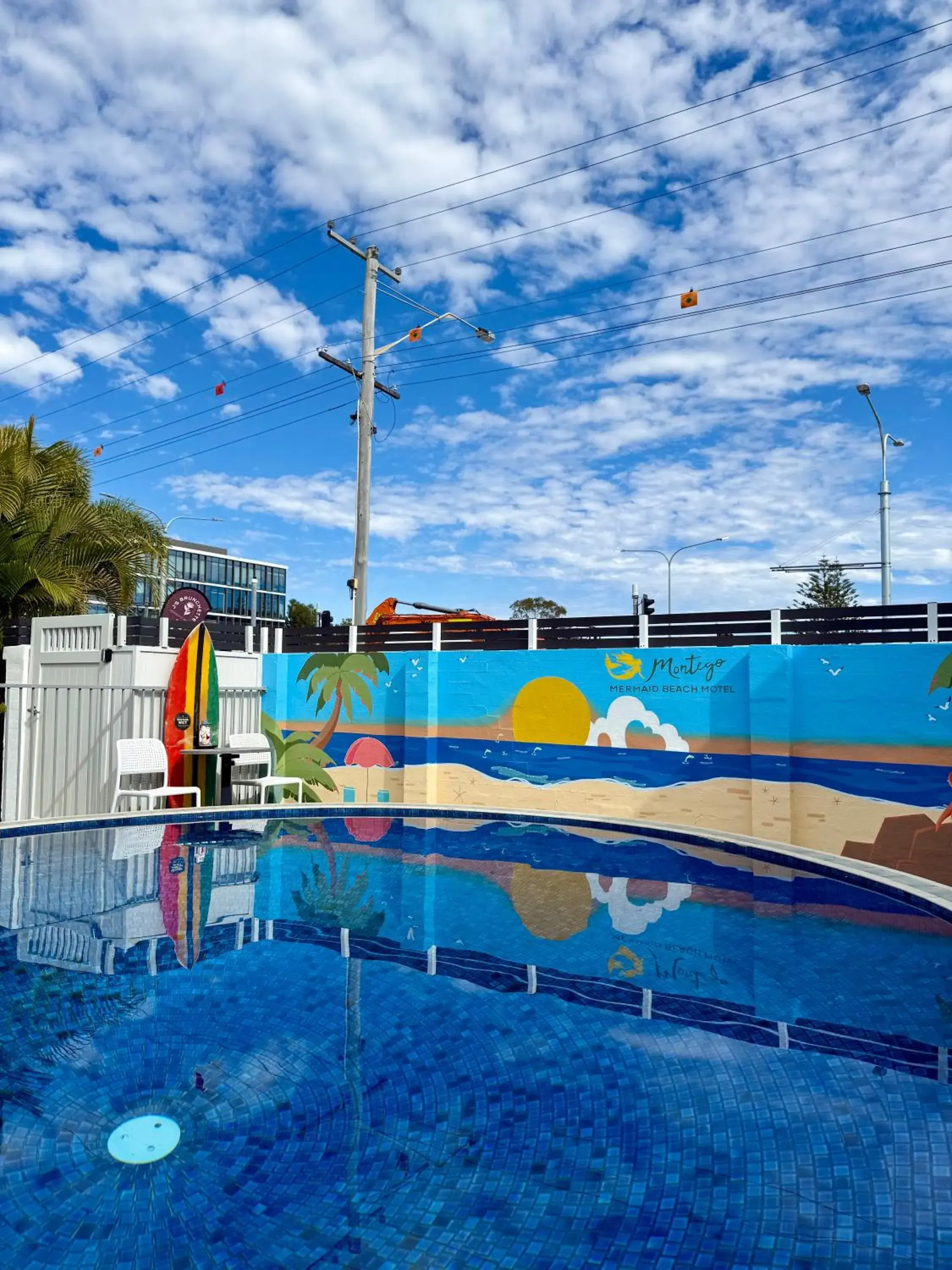 Swimming pool in Montego Mermaid Beach Motel Swimming pool in Montego Mermaid Beach Motel