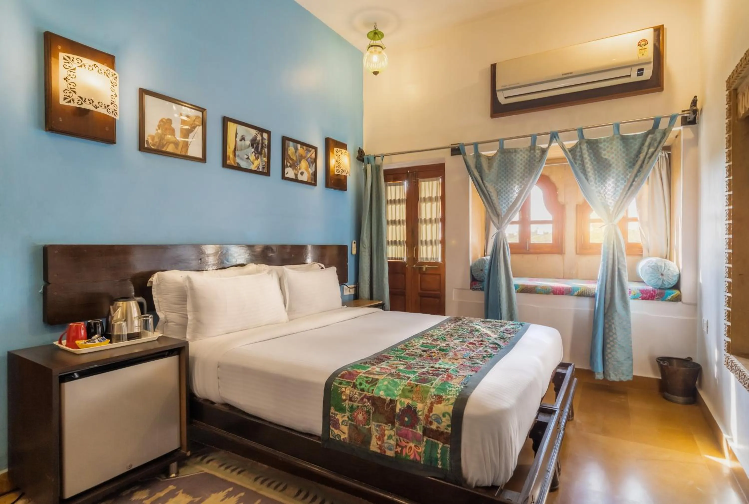 Coffee/tea facilities, Bed in Hotel Fifu