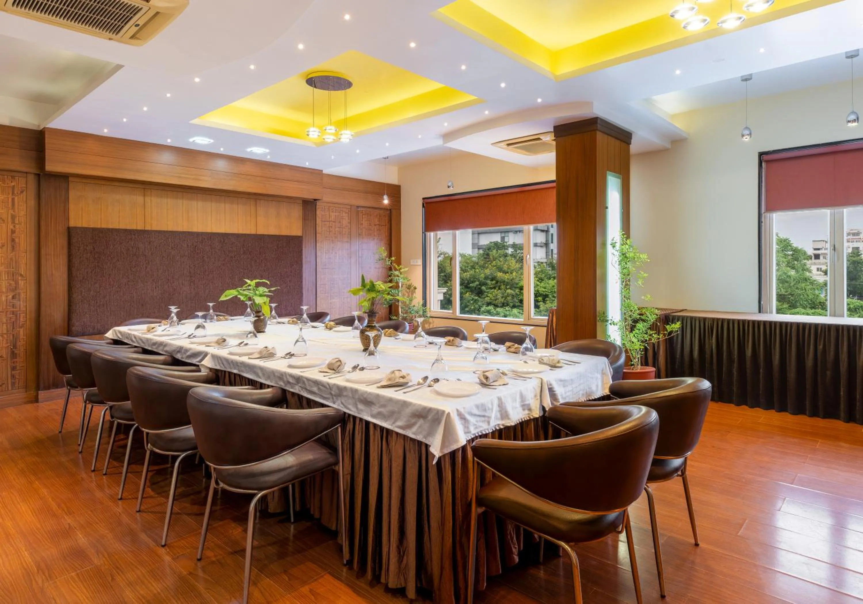 Banquet/Function facilities in Amantra Comfort Hotel
