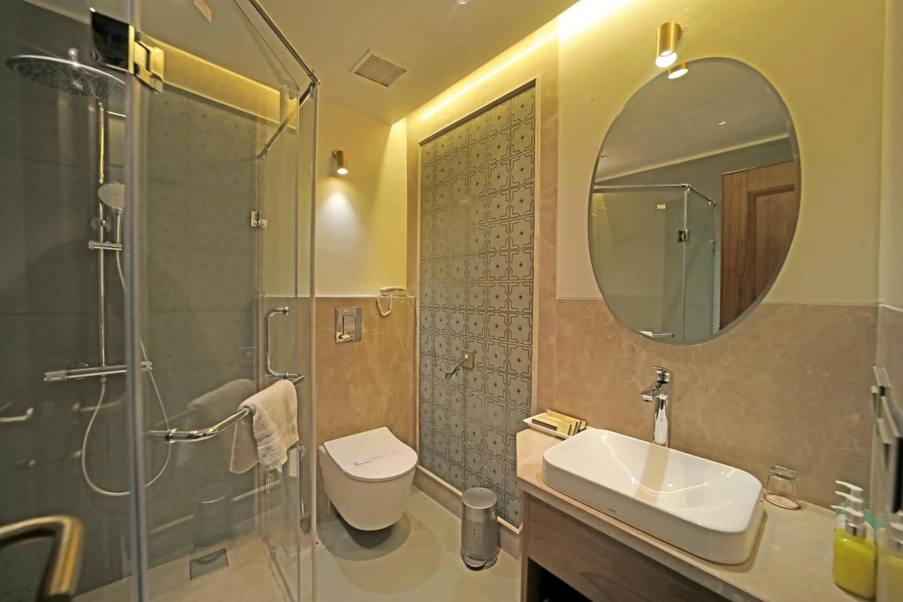 Bathroom in Amantra Comfort Hotel