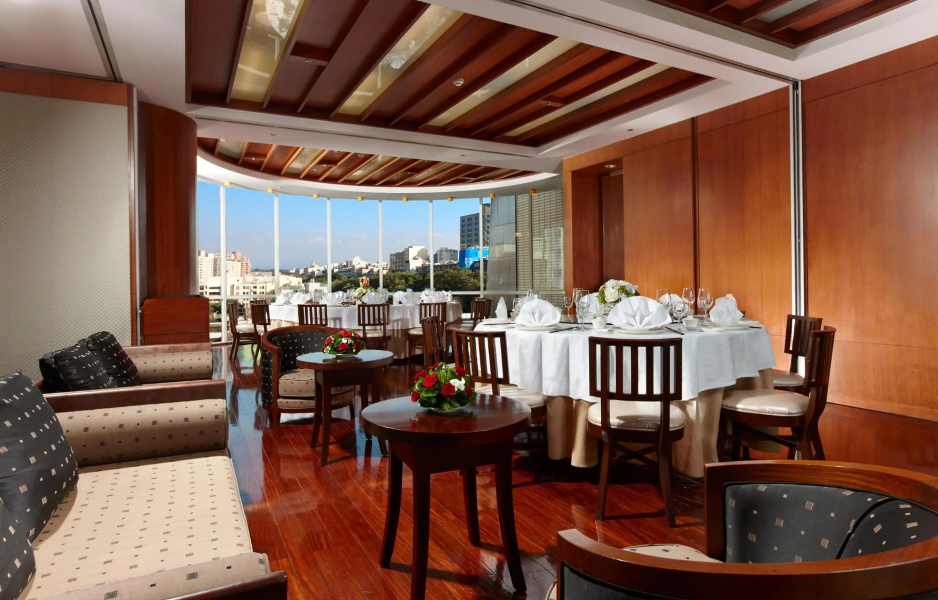 Seating area in Hotel Royal Hsinchu