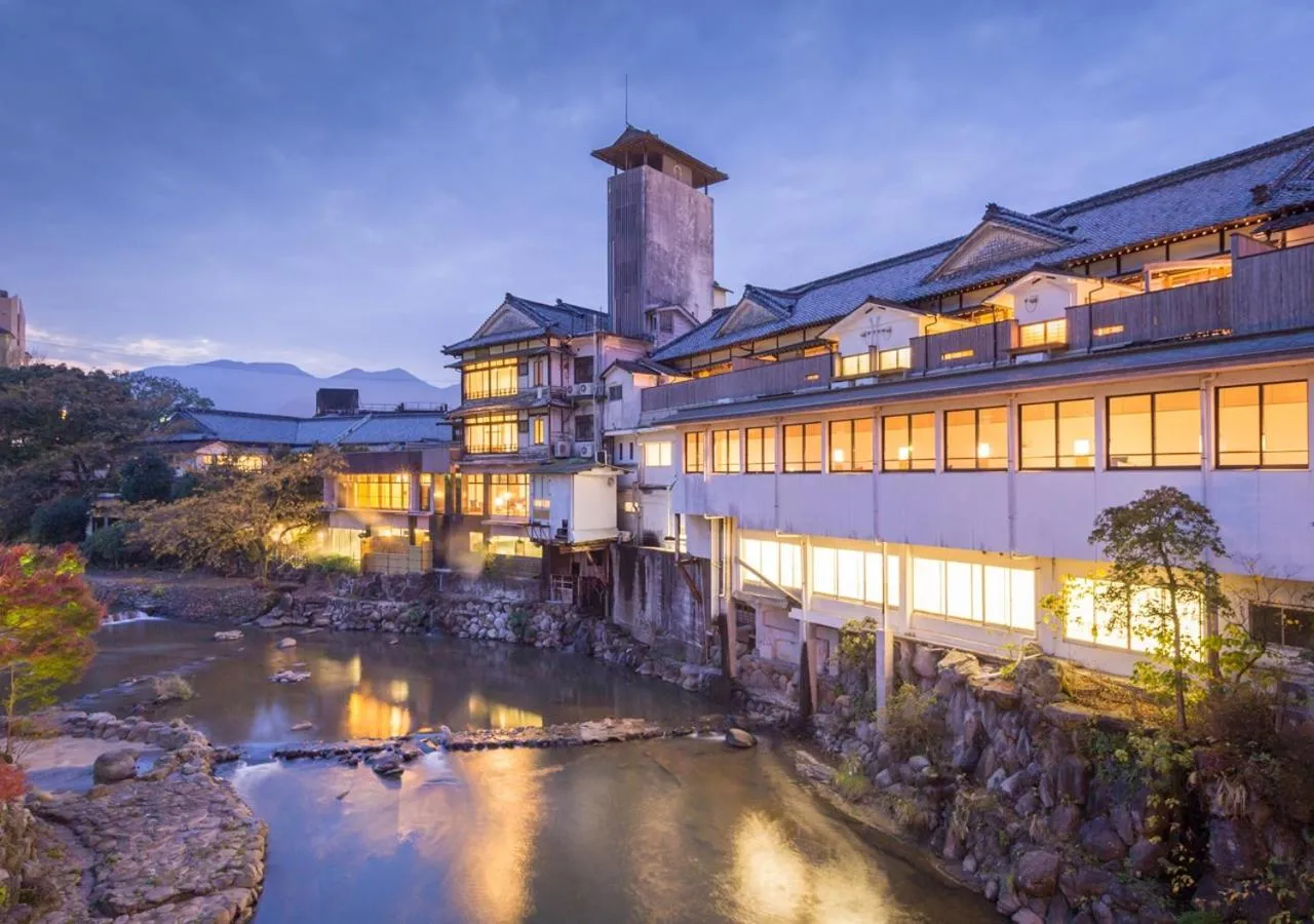 Property building in Wataya Besso